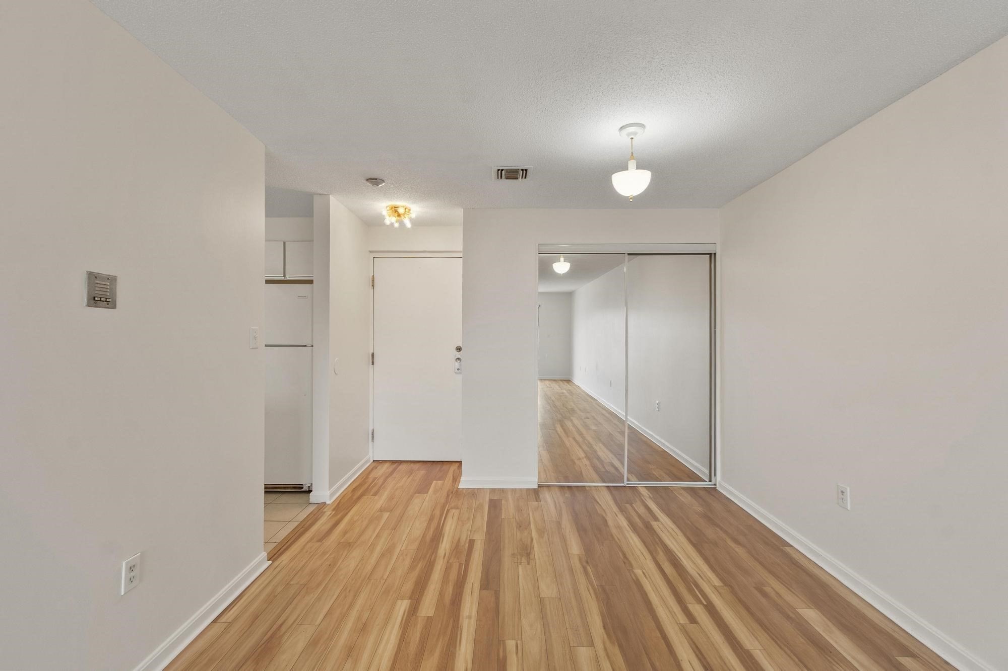 406-u 301 Broadway # 301 Property Photo 11