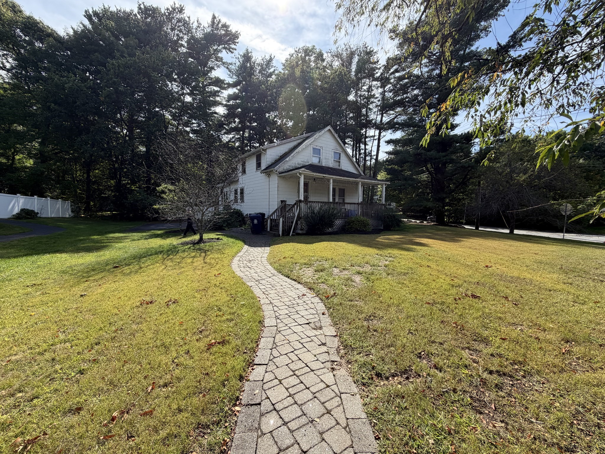 136 Shawsheen Ave Property Photo 1