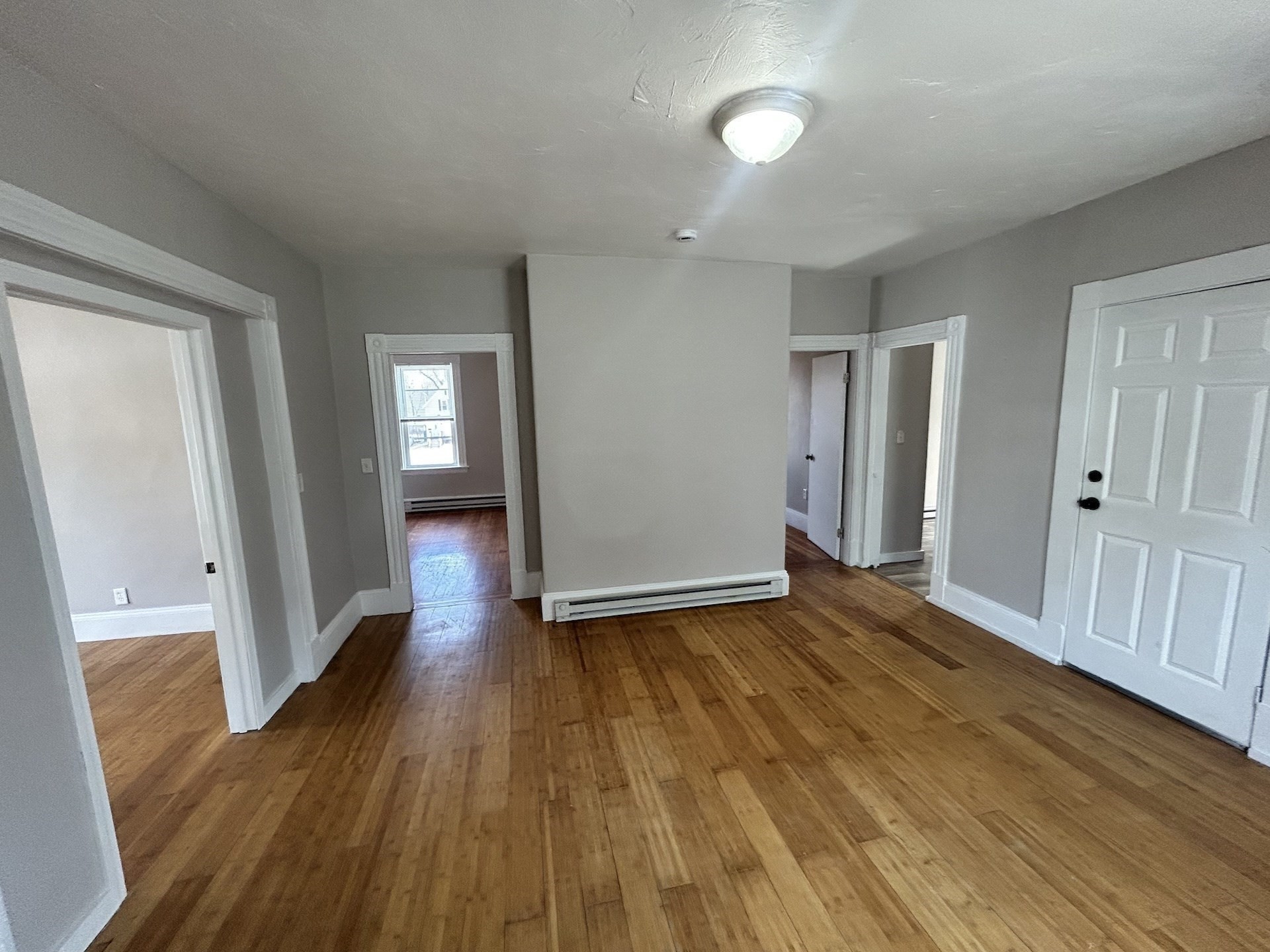 35 Newcomb Pl # 2 Property Photo 4