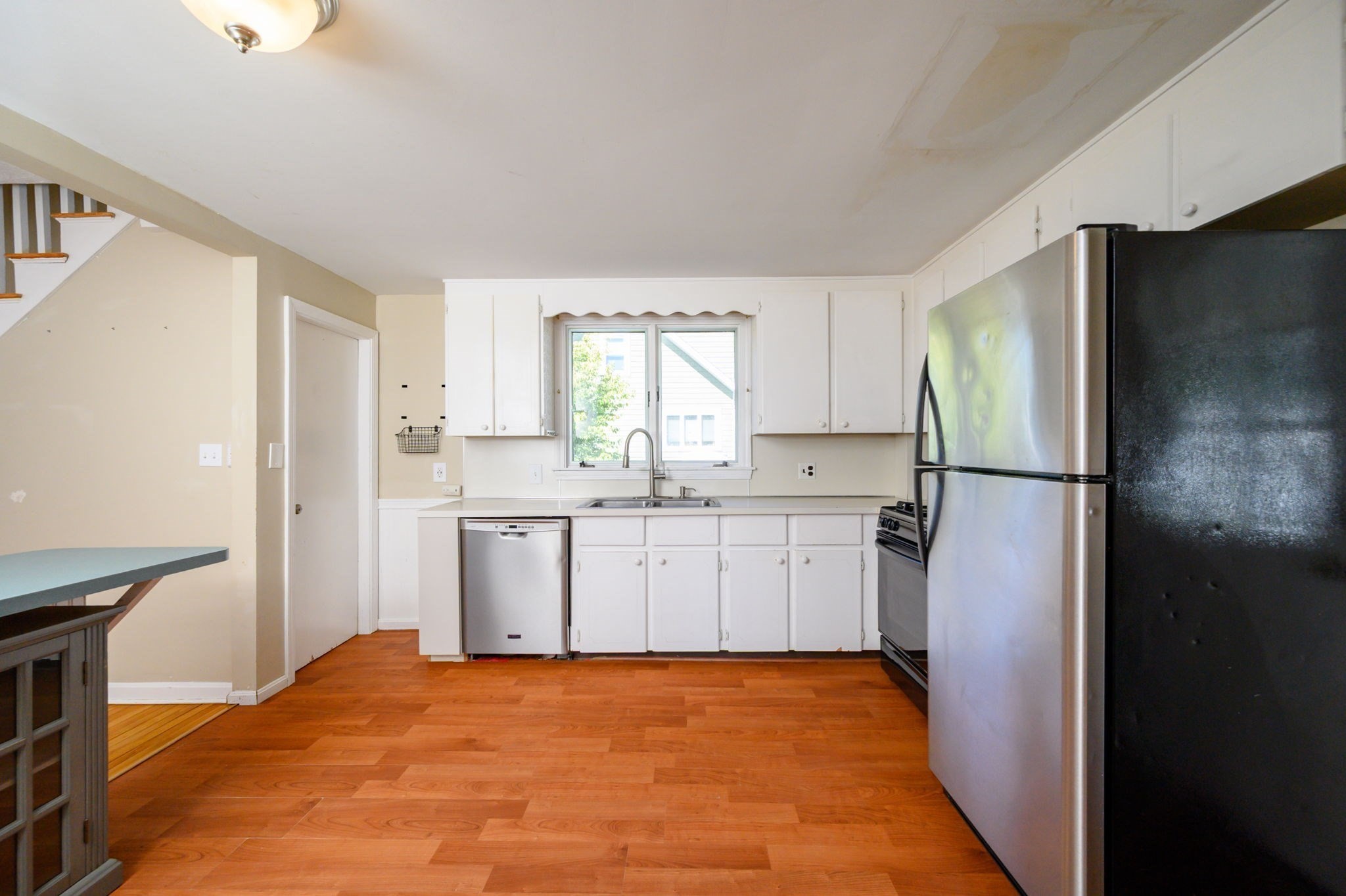 188 Central St Property Photo 11