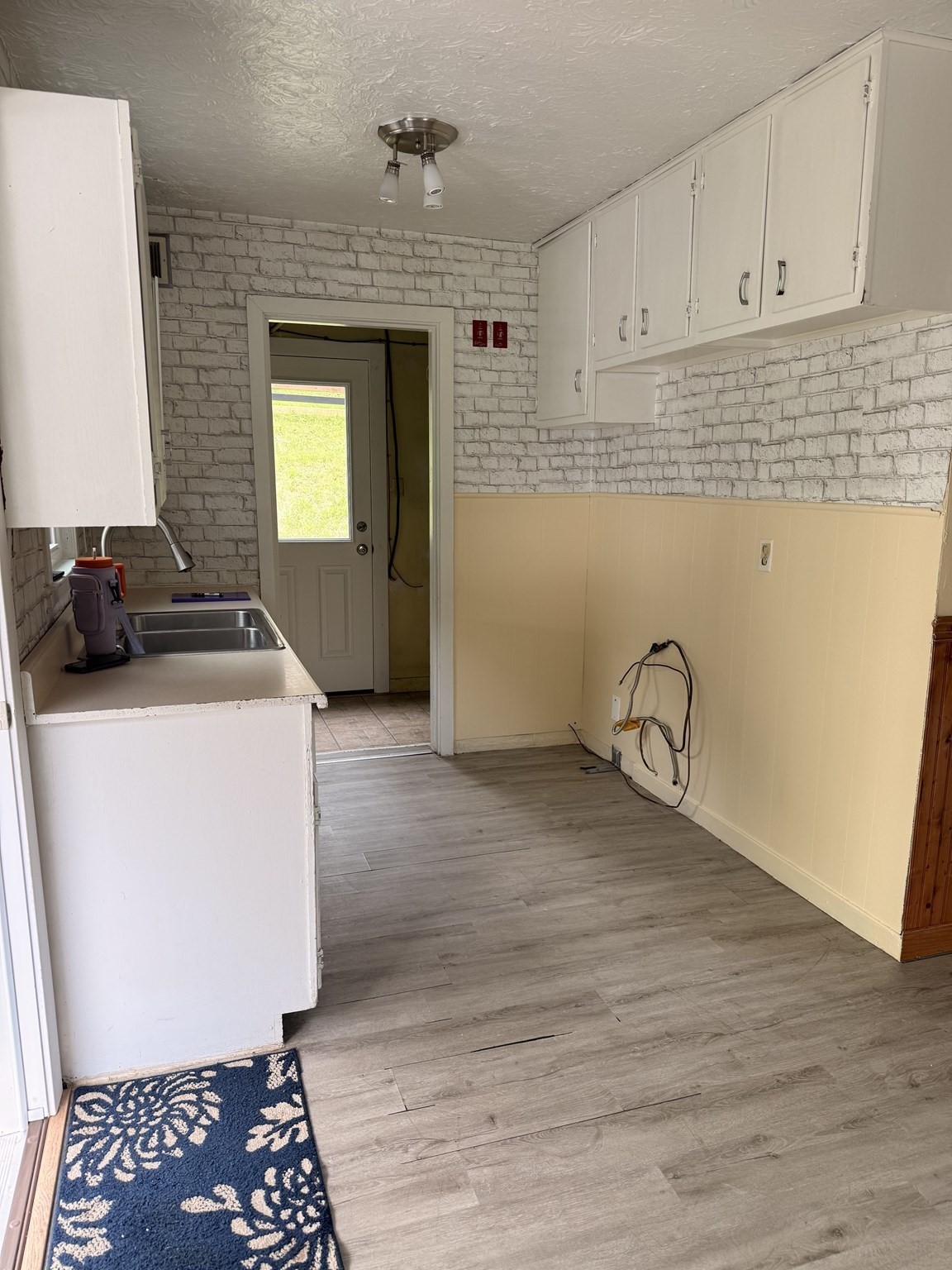 131 Anzio Rd Property Photo 2