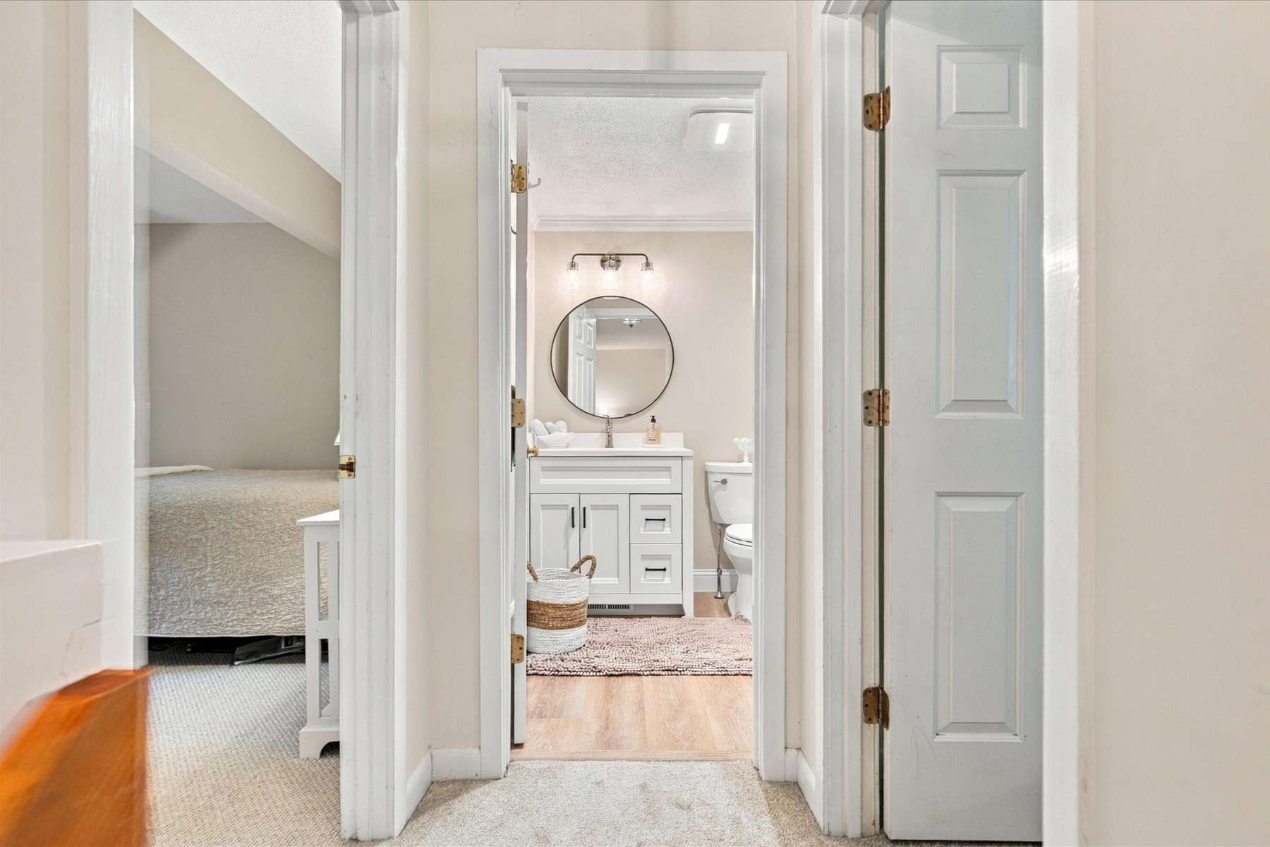 53 Southpoint Dr # H Property Photo 15