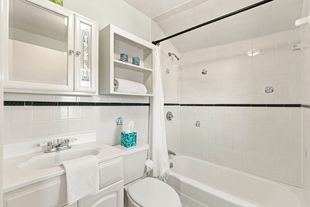 54 Lexington Ave # 32 Property Photo 11