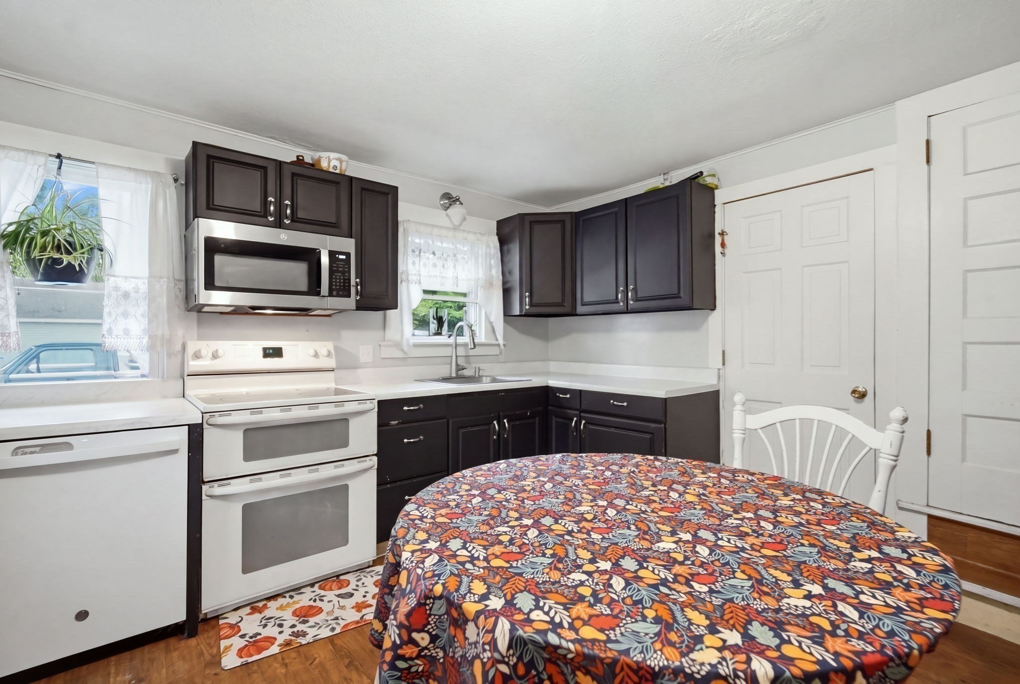12 First Street Property Photo 5