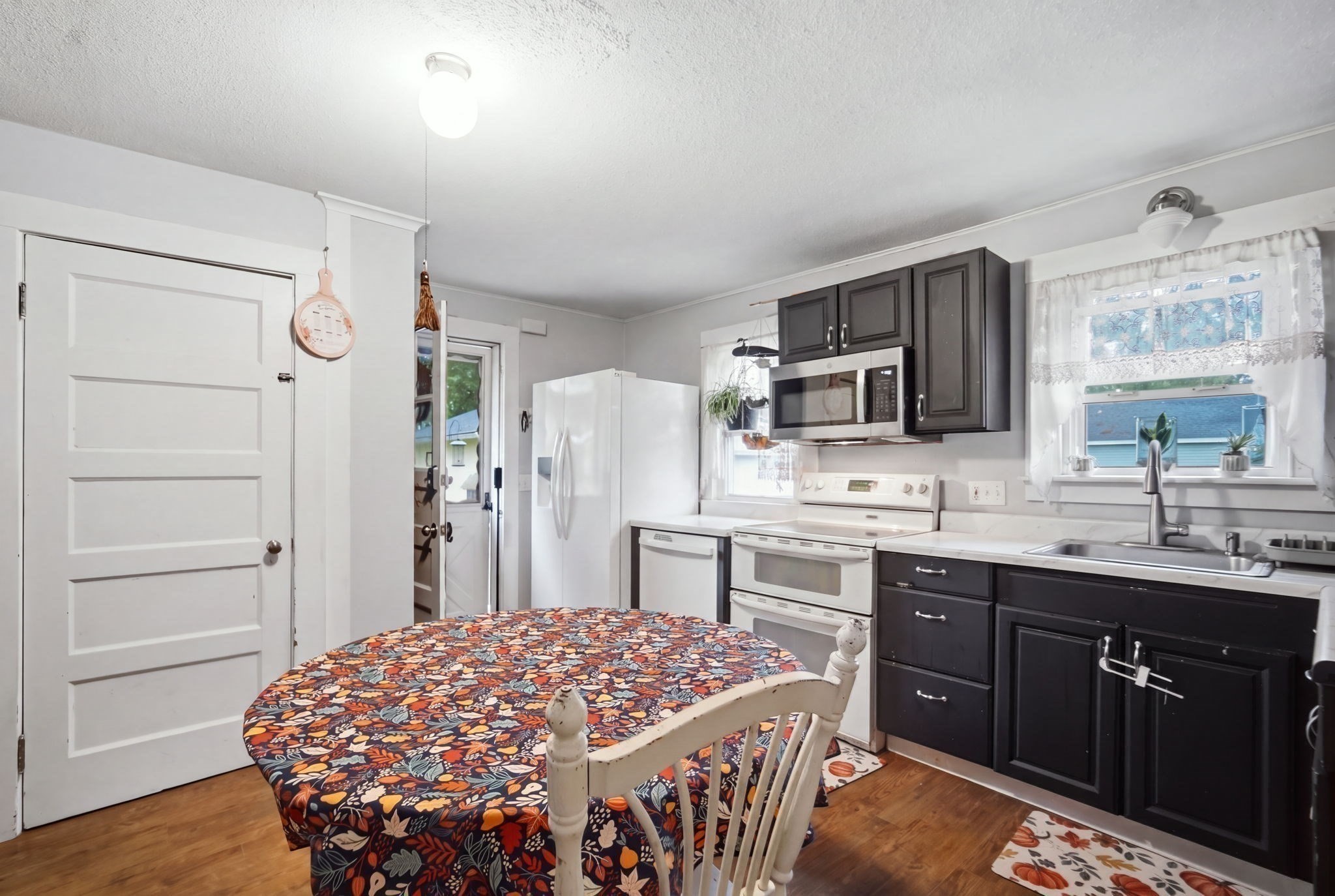 12 First Street Property Photo 6