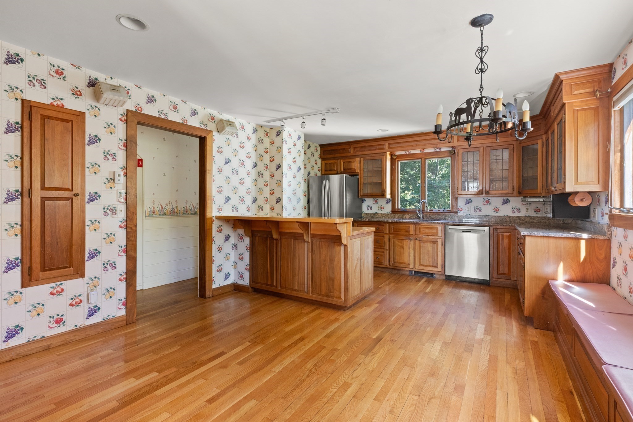32 Morton St Property Photo 14
