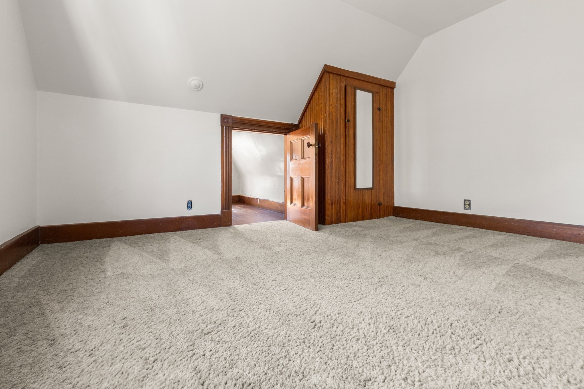 32 Morton St Property Photo 33