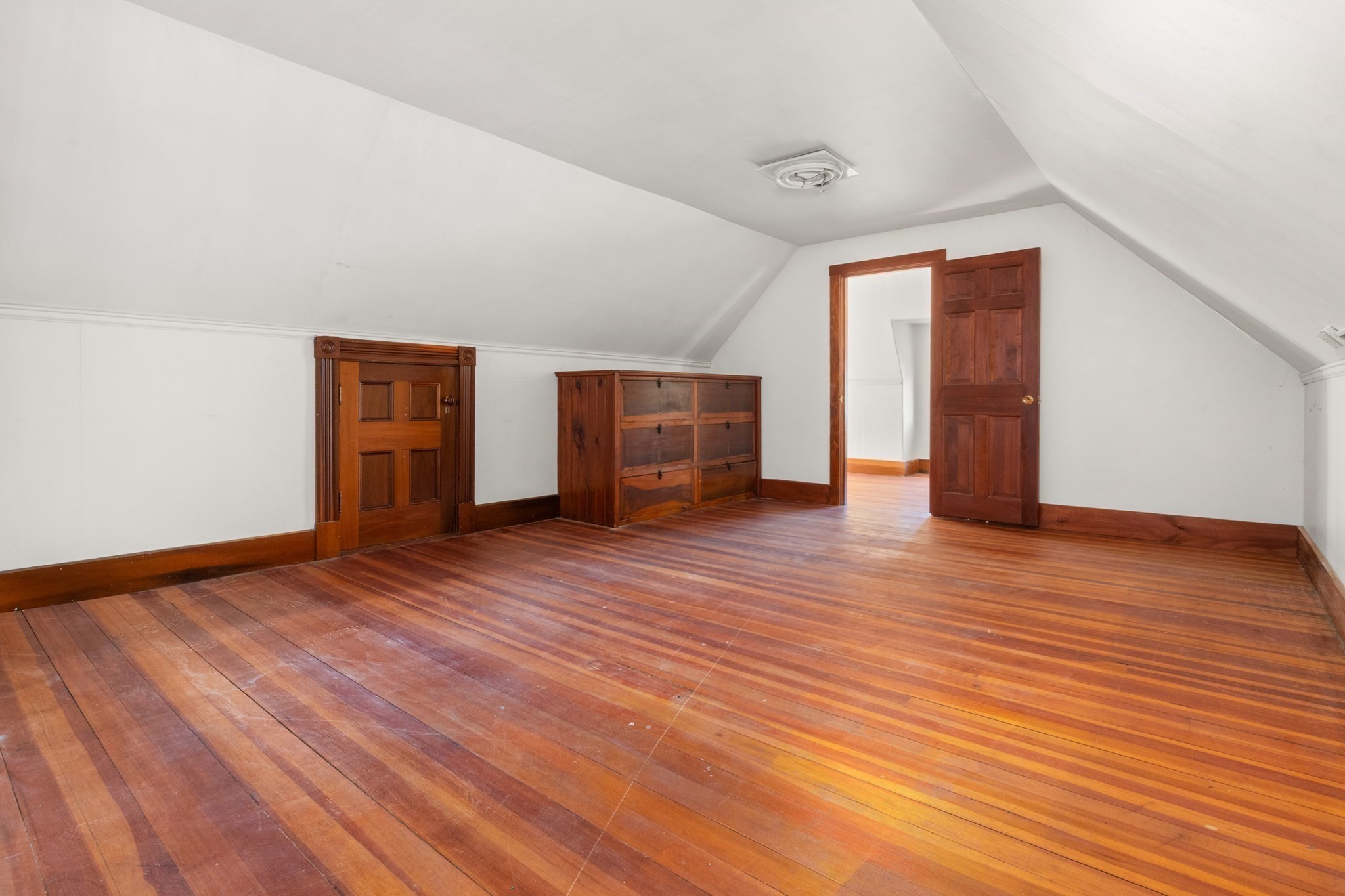 32 Morton St Property Photo 34