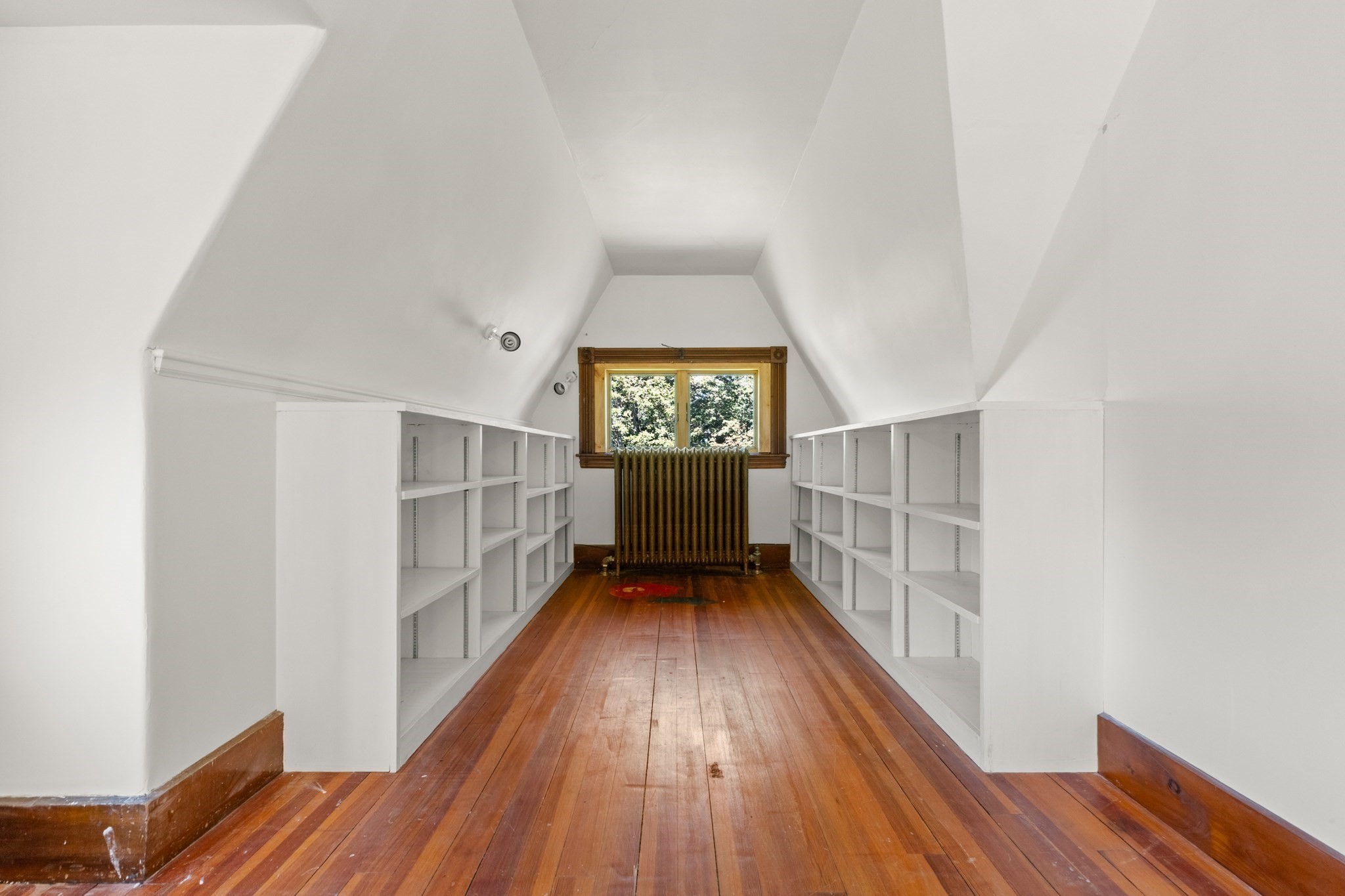 32 Morton St Property Photo 37