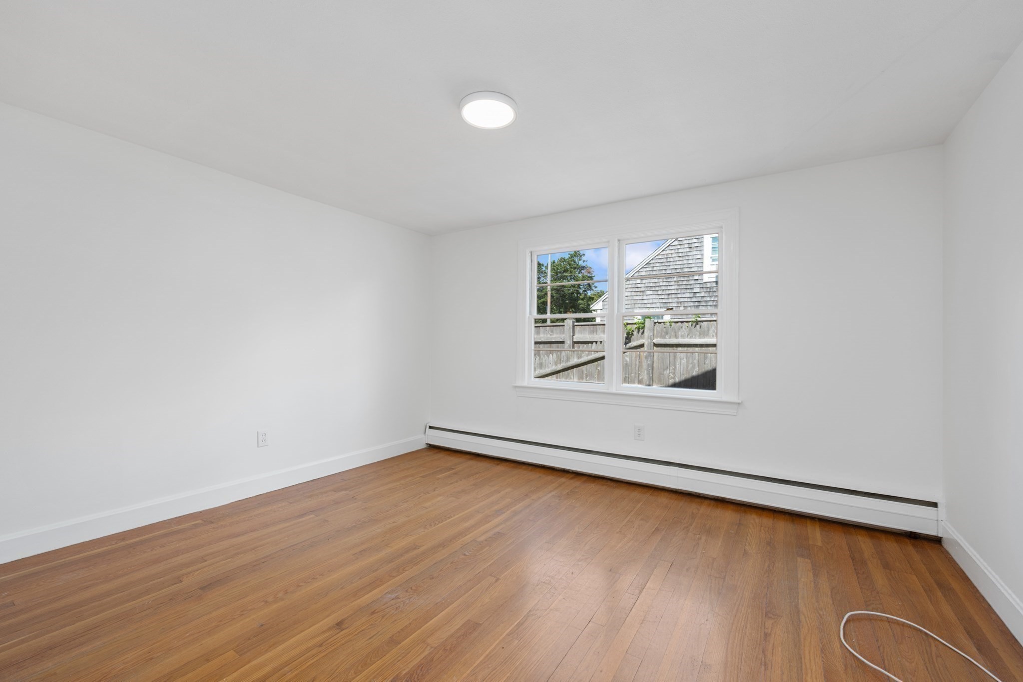 129 Belmont Property Photo 15