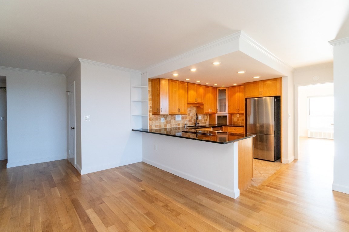 111 Perkins Street # 212 Property Photo 6