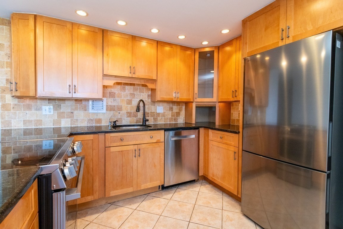 111 Perkins Street # 212 Property Photo 8