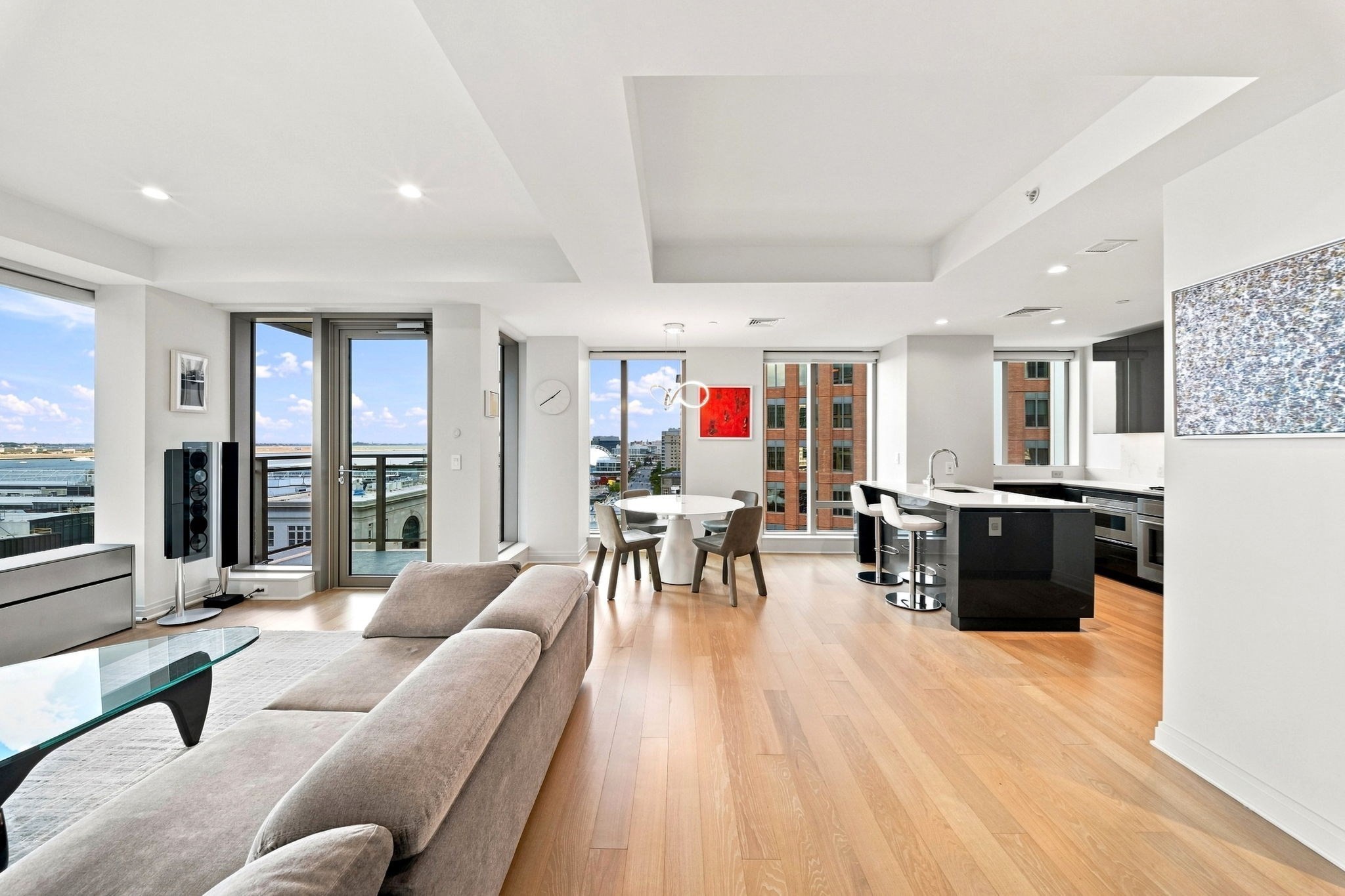 133 Seaport Blvd # 1122 Property Photo 11