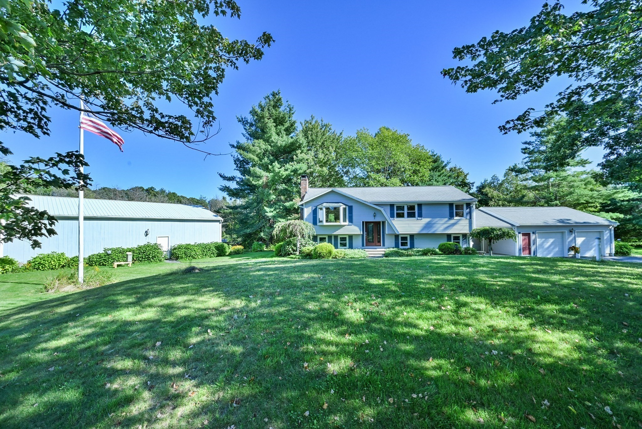 152 Federal Hill Rd Property Photo 1