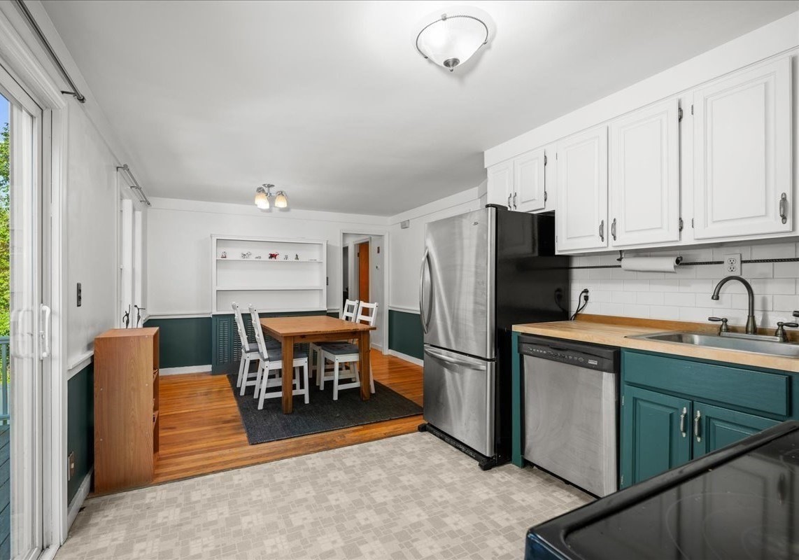 16 Venus Drive Property Photo 5