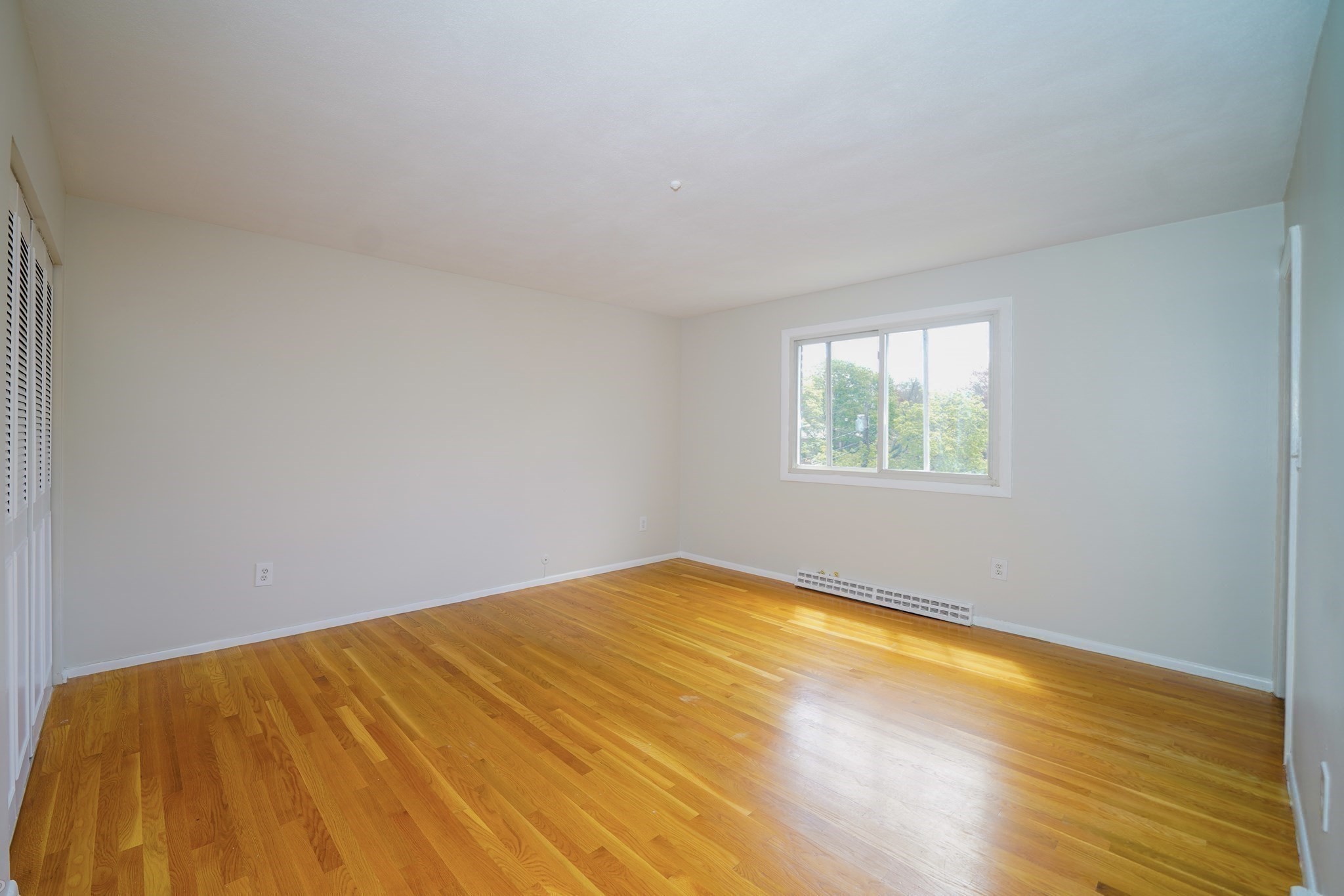 1274 Beacon # 2 Property Photo 11