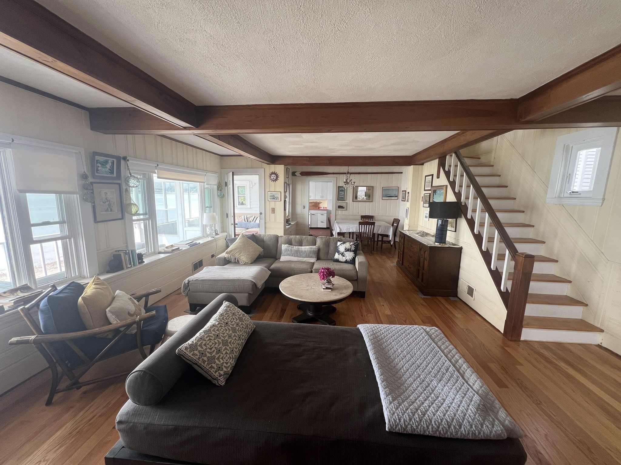 15 Beach Street Ct Property Photo 4