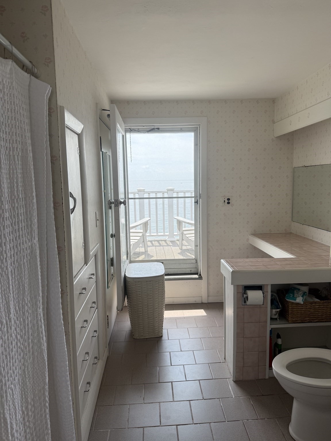 15 Beach Street Ct Property Photo 11
