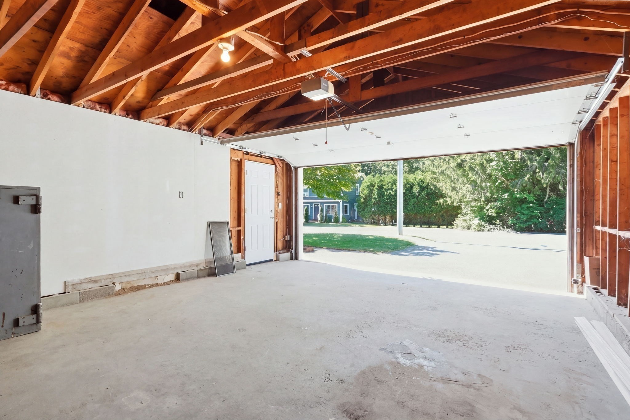 145 Gates Ave Property Photo 38