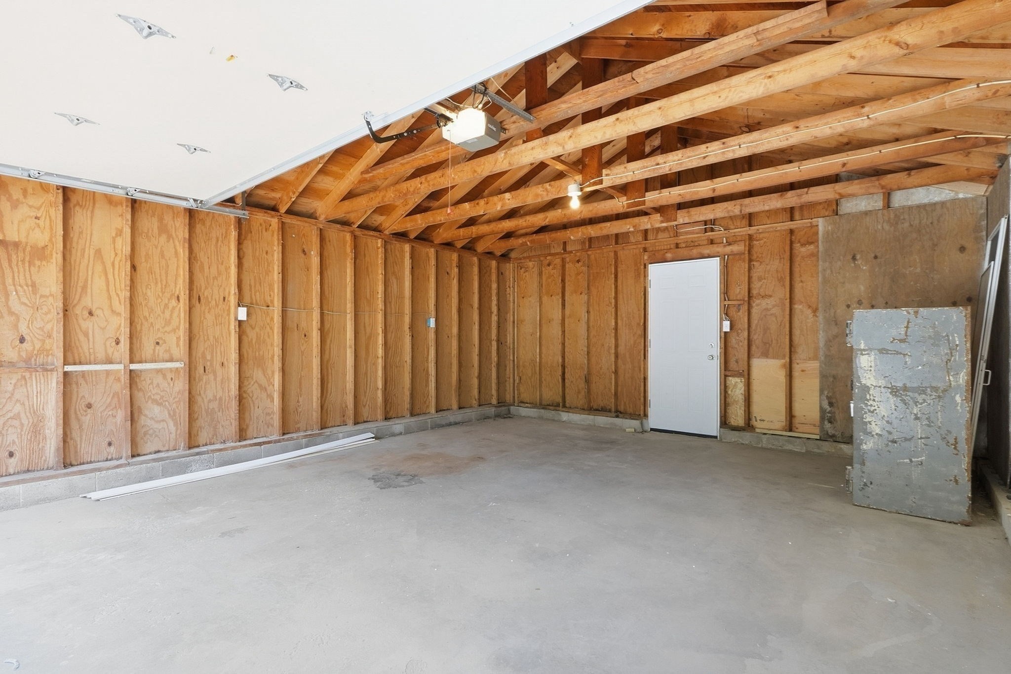 145 Gates Ave Property Photo 39