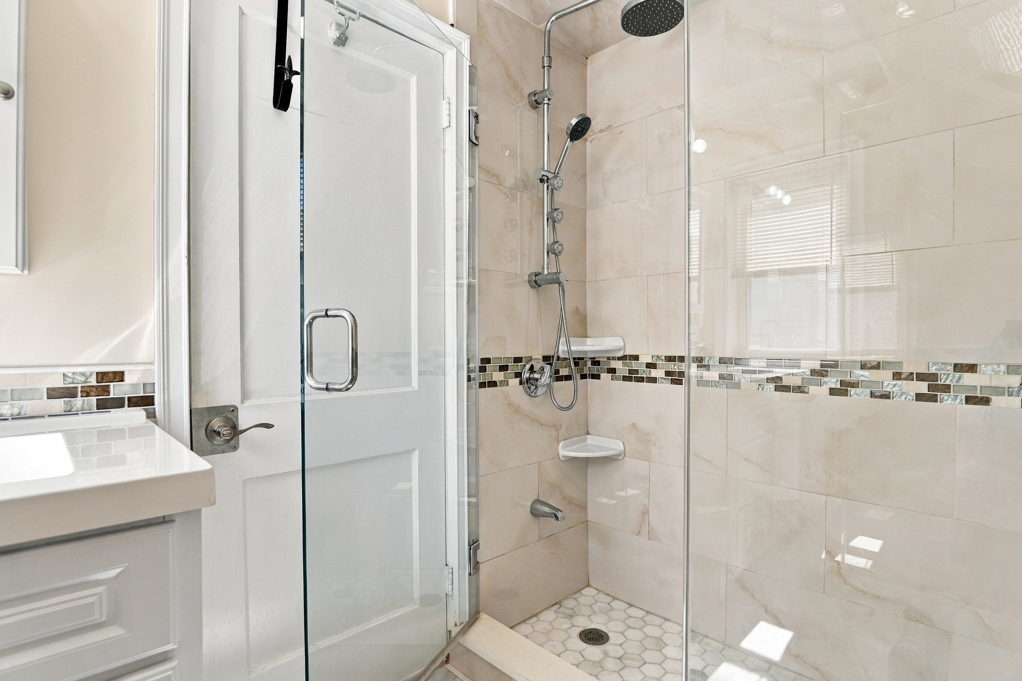 7 Geneva Avenue Property Photo 17