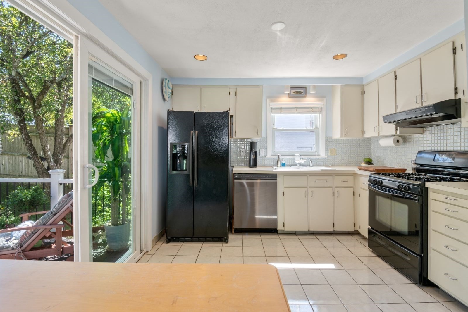 120 Vogel Street Property Photo 11