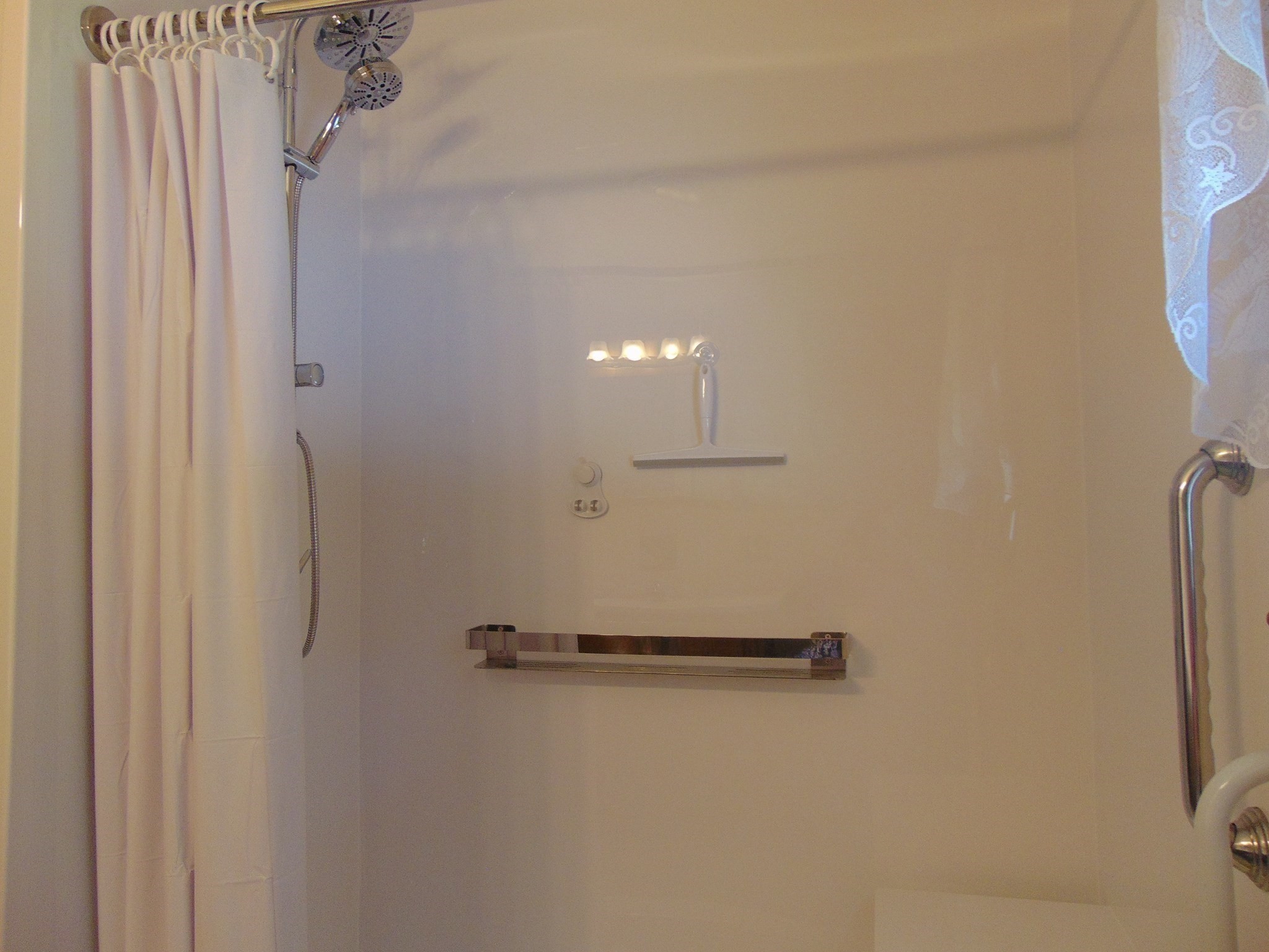 123 Eva Drive Property Photo 14