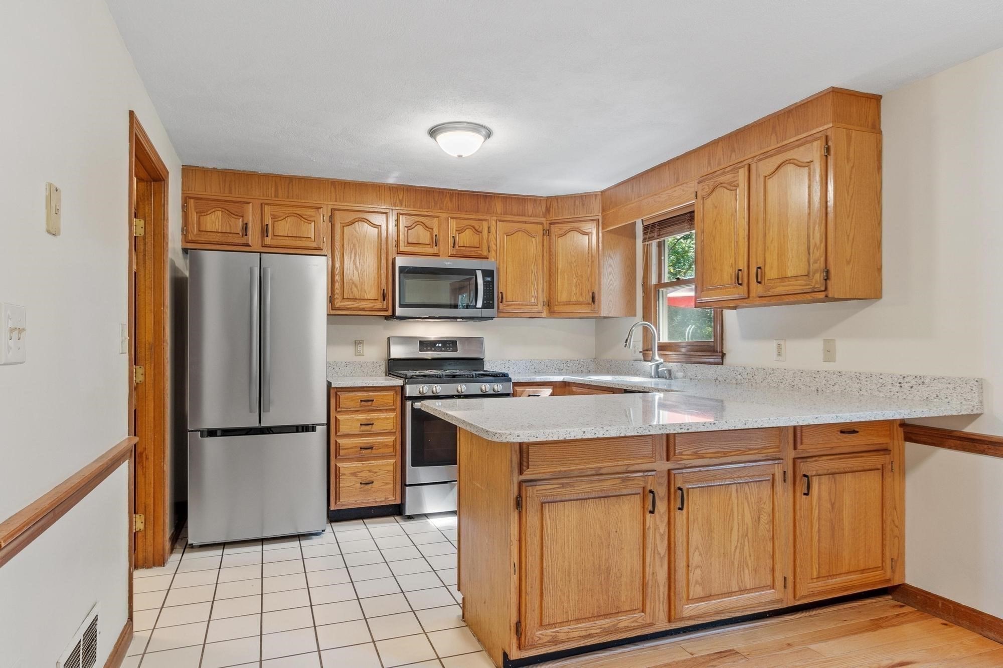 895 Wellman Avenue # 895 Property Photo 12
