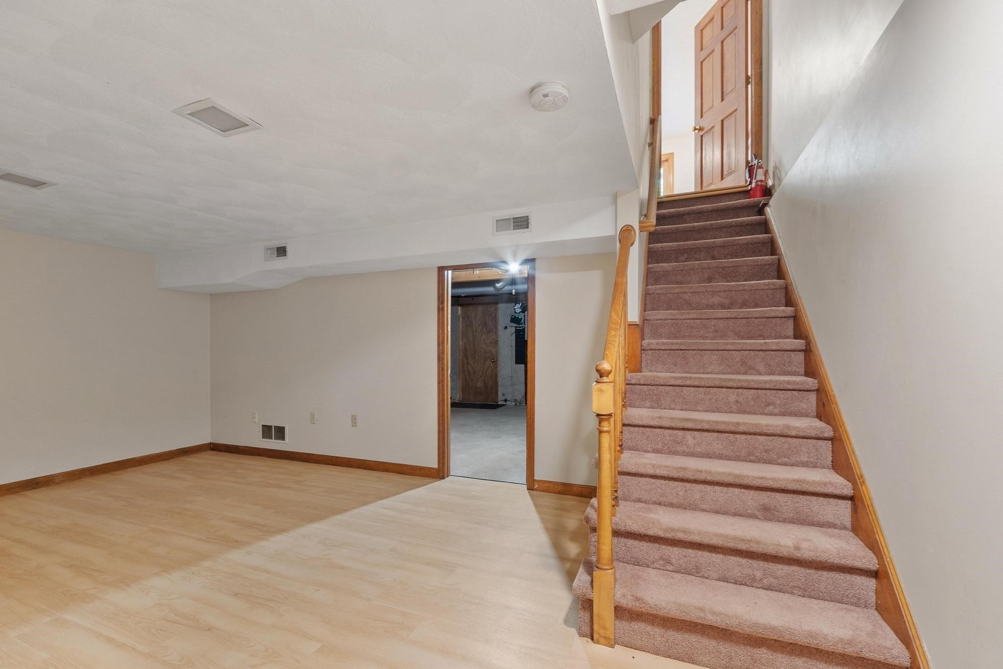 895 Wellman Avenue # 895 Property Photo 24