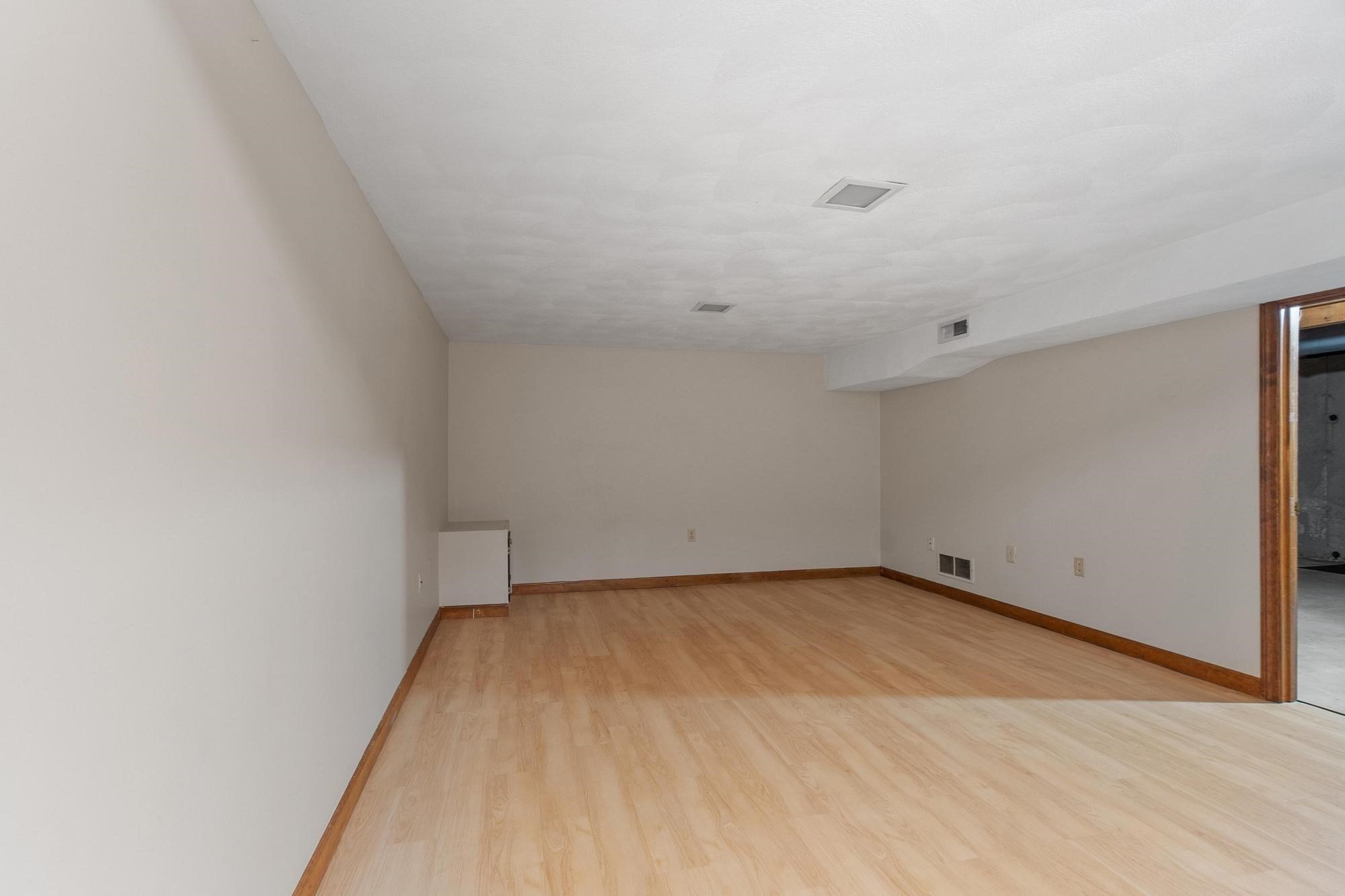 895 Wellman Avenue # 895 Property Photo 25