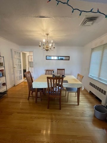 275 Tappan St Property Photo 4