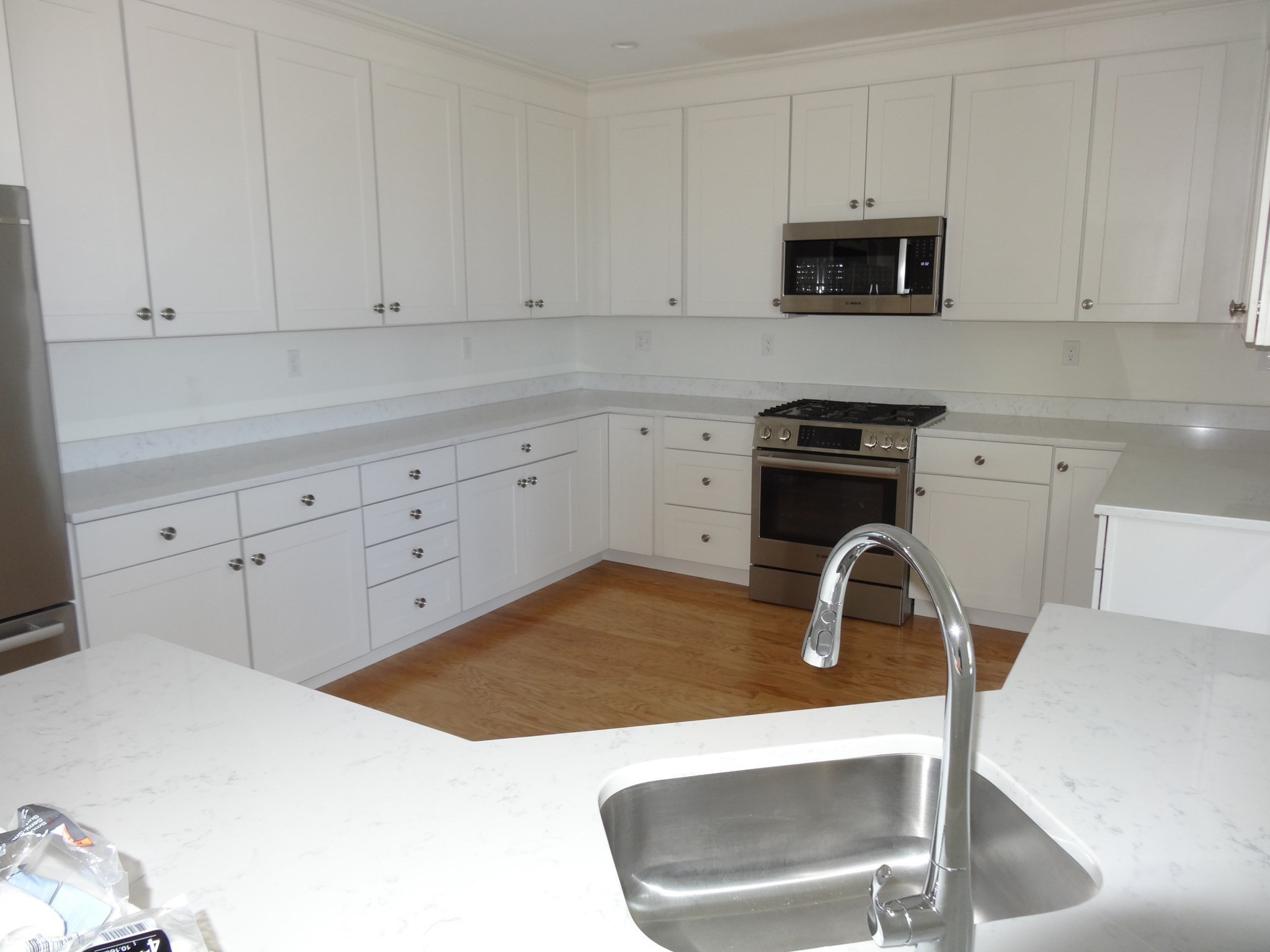 16 Taylor Drive # 3007 Property Photo 2