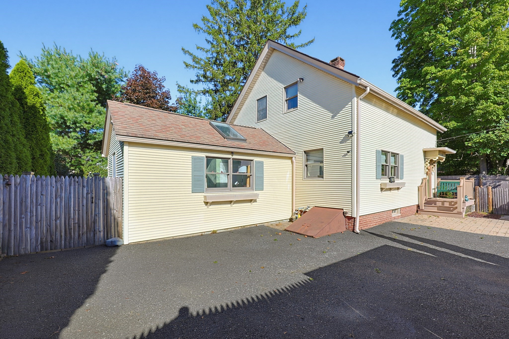 136 East Street Property Photo 1