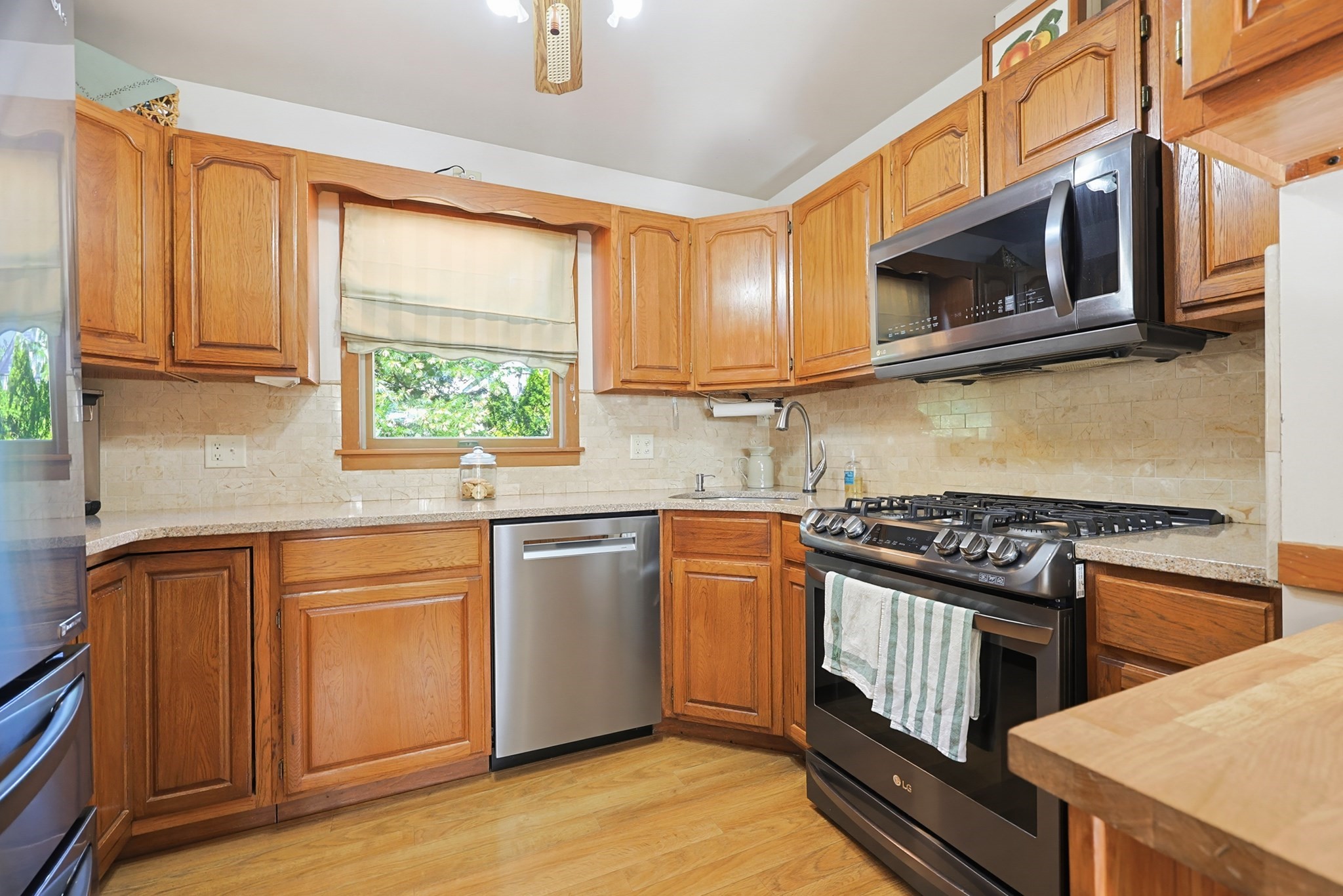 136 East Street Property Photo 12