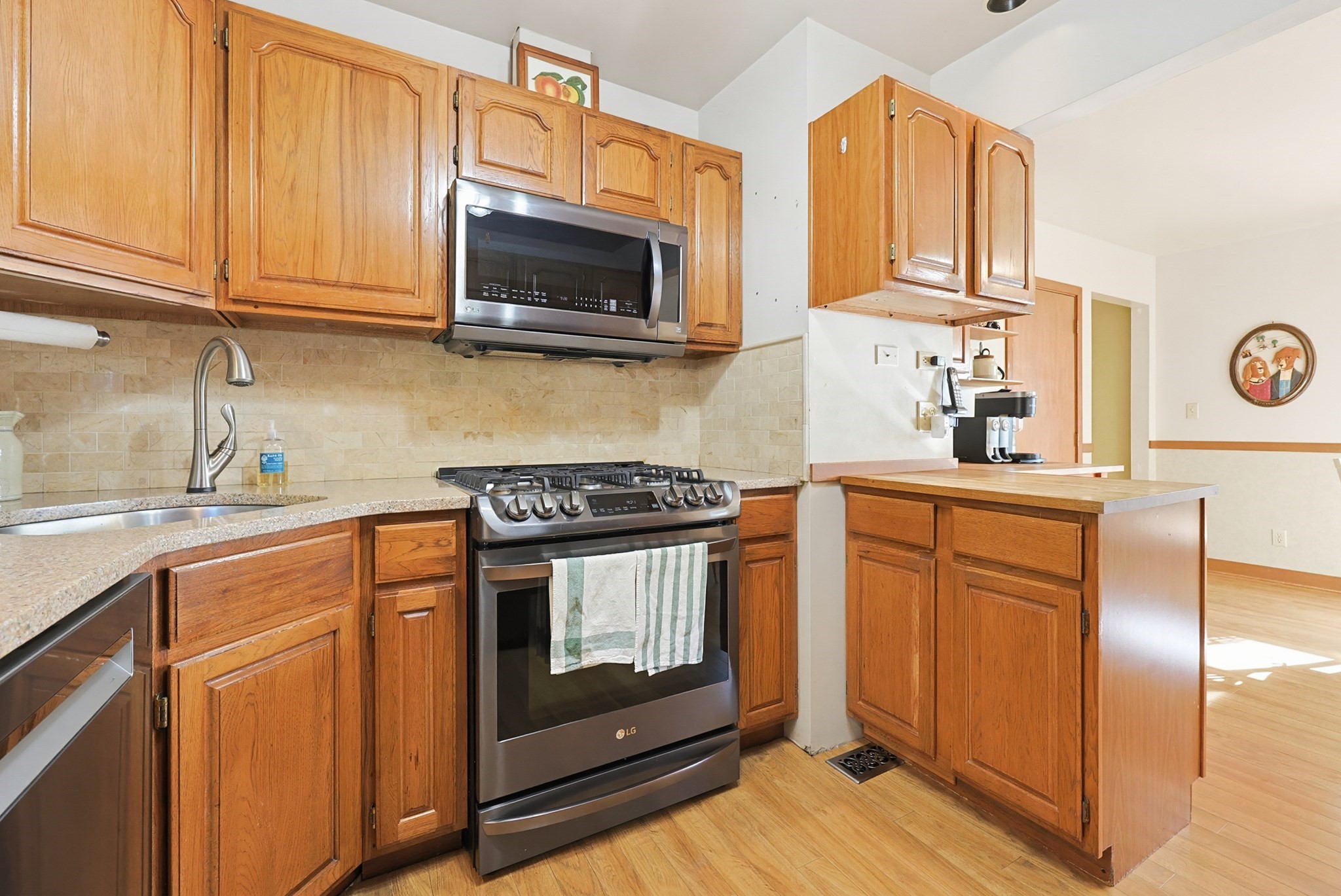 136 East Street Property Photo 13