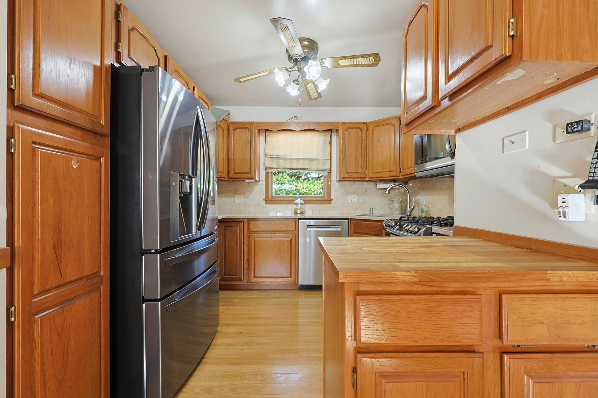136 East Street Property Photo 16