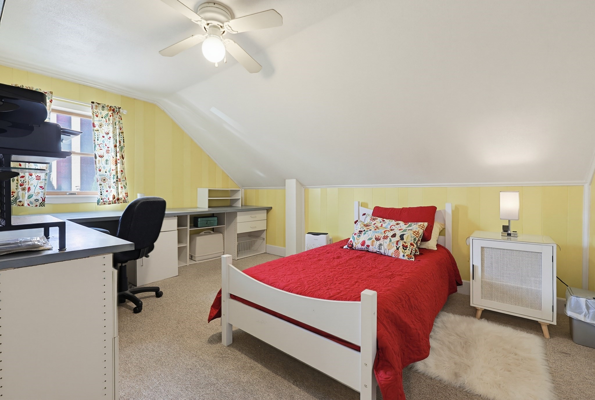 136 East Street Property Photo 19