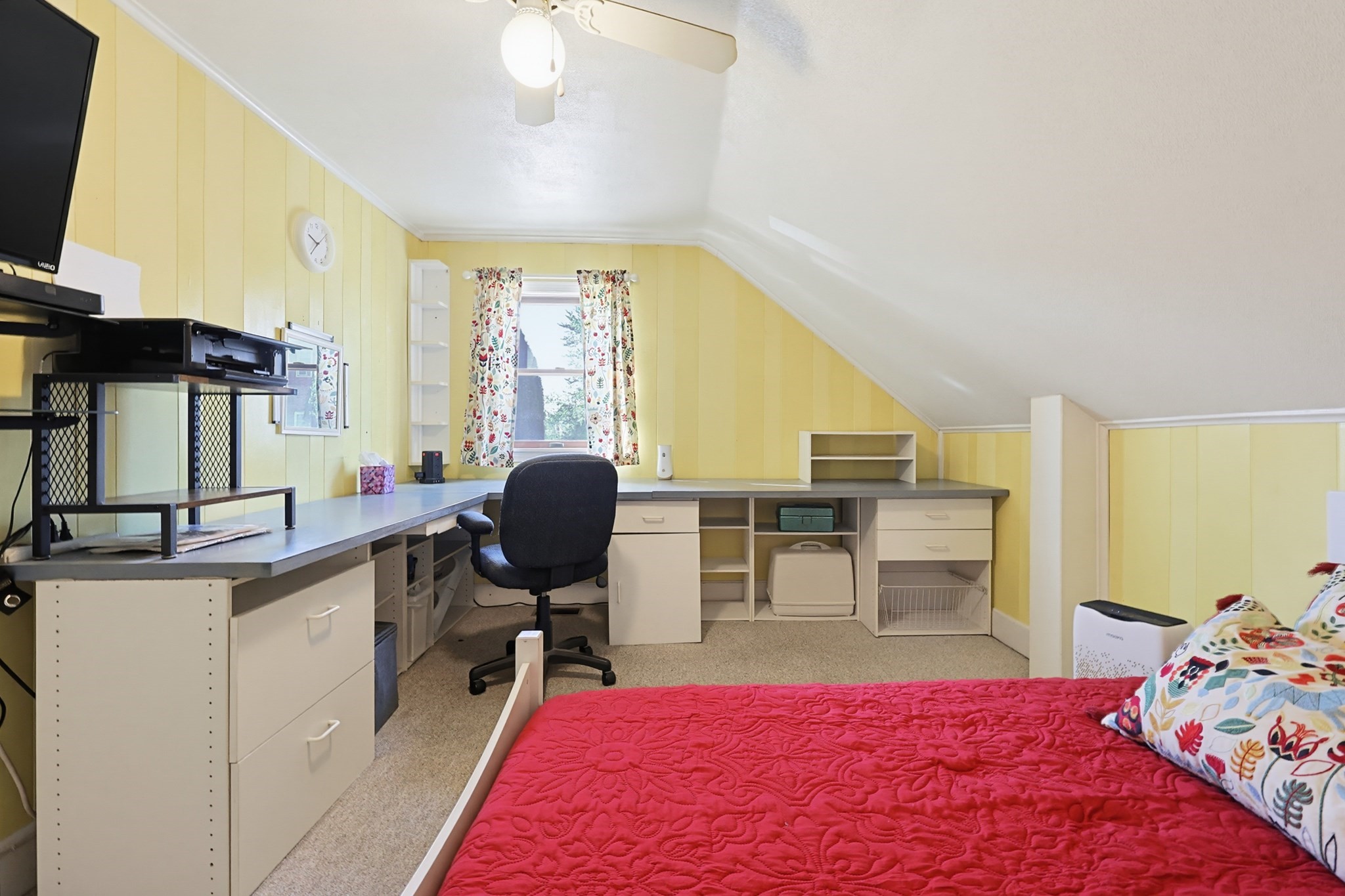 136 East Street Property Photo 20