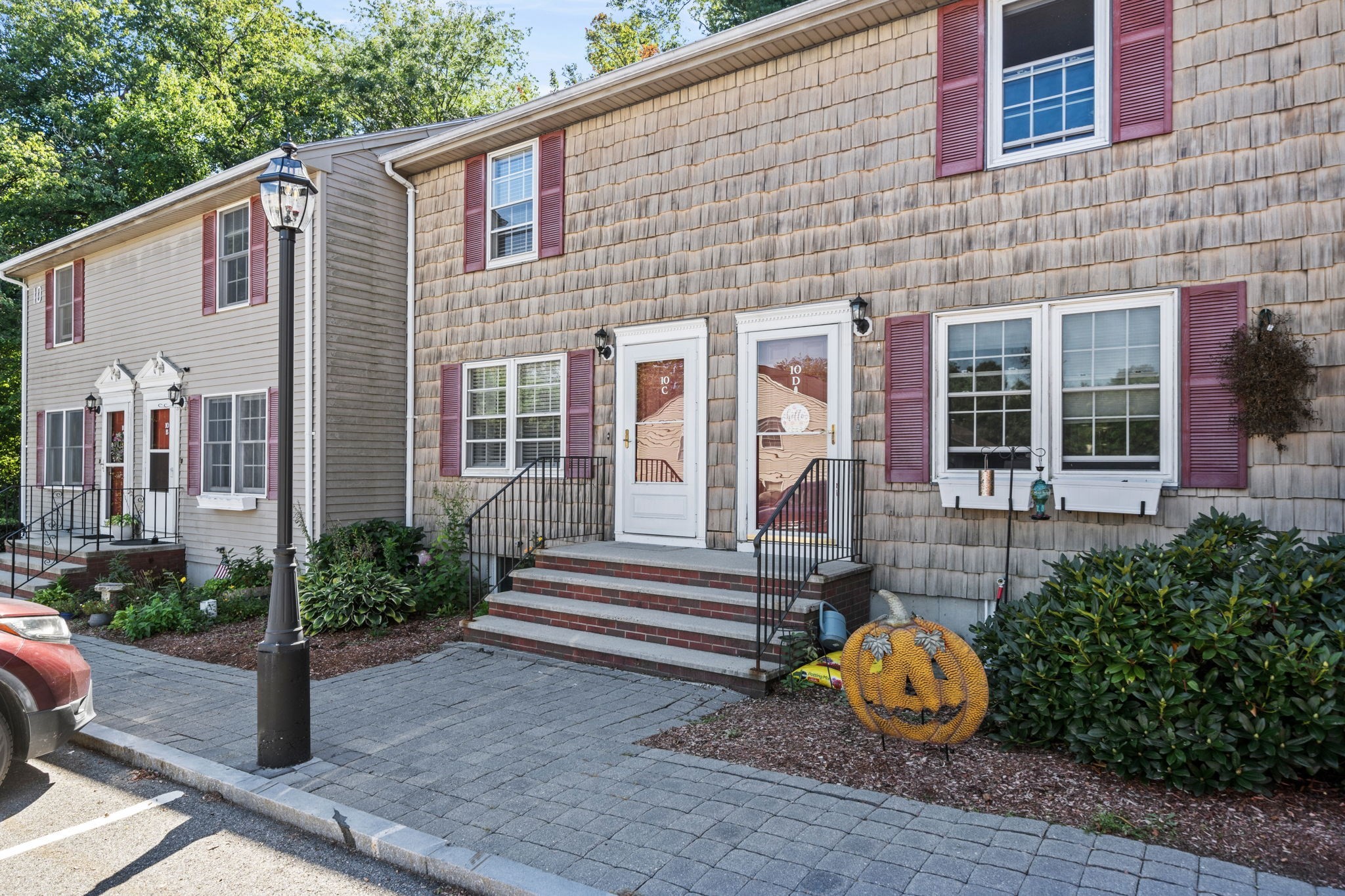 10 Oliver # C Property Photo 3