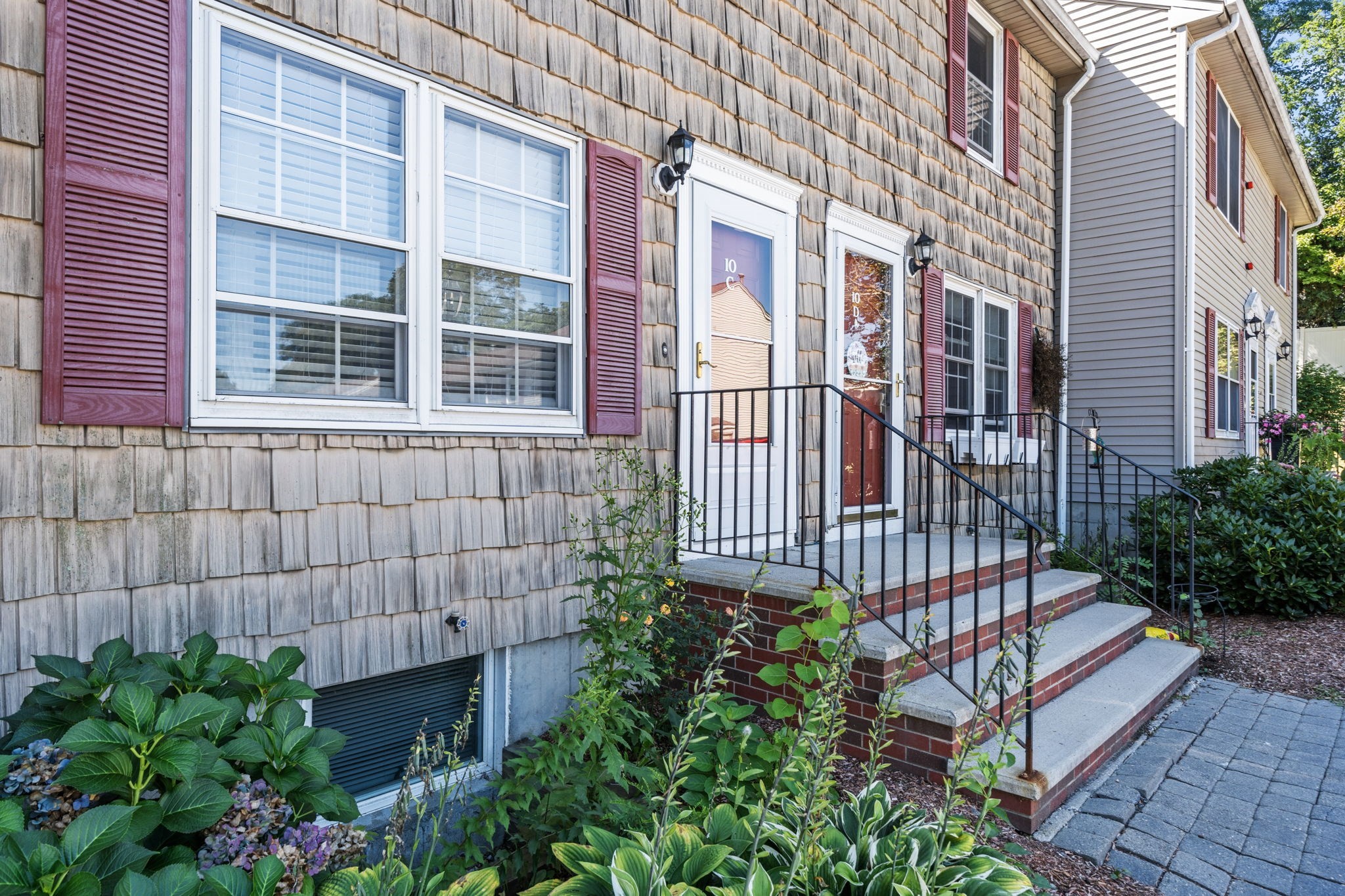 10 Oliver # C Property Photo 5