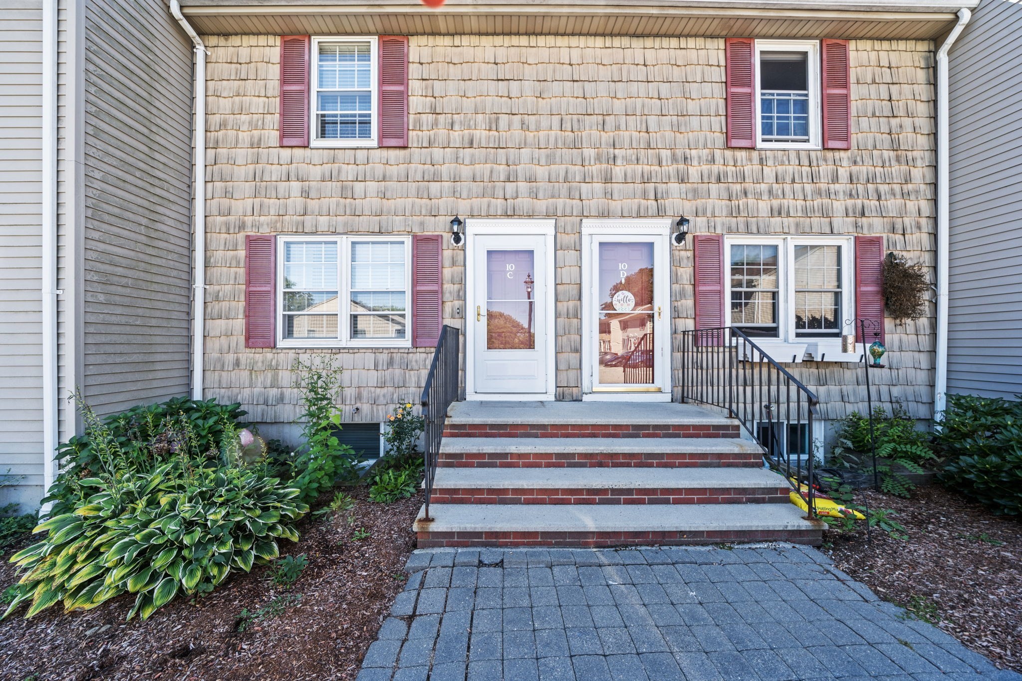 10 Oliver # C Property Photo 6