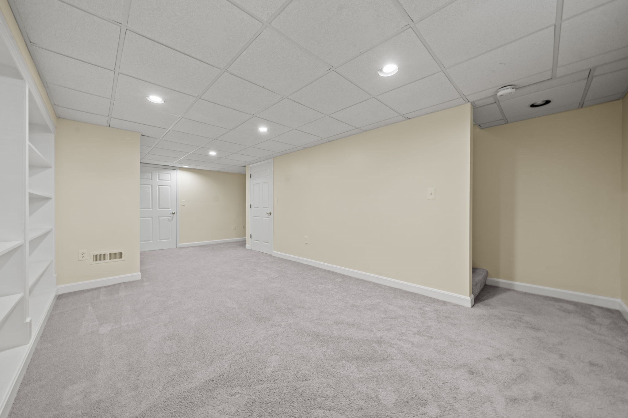 10 Oliver # C Property Photo 26