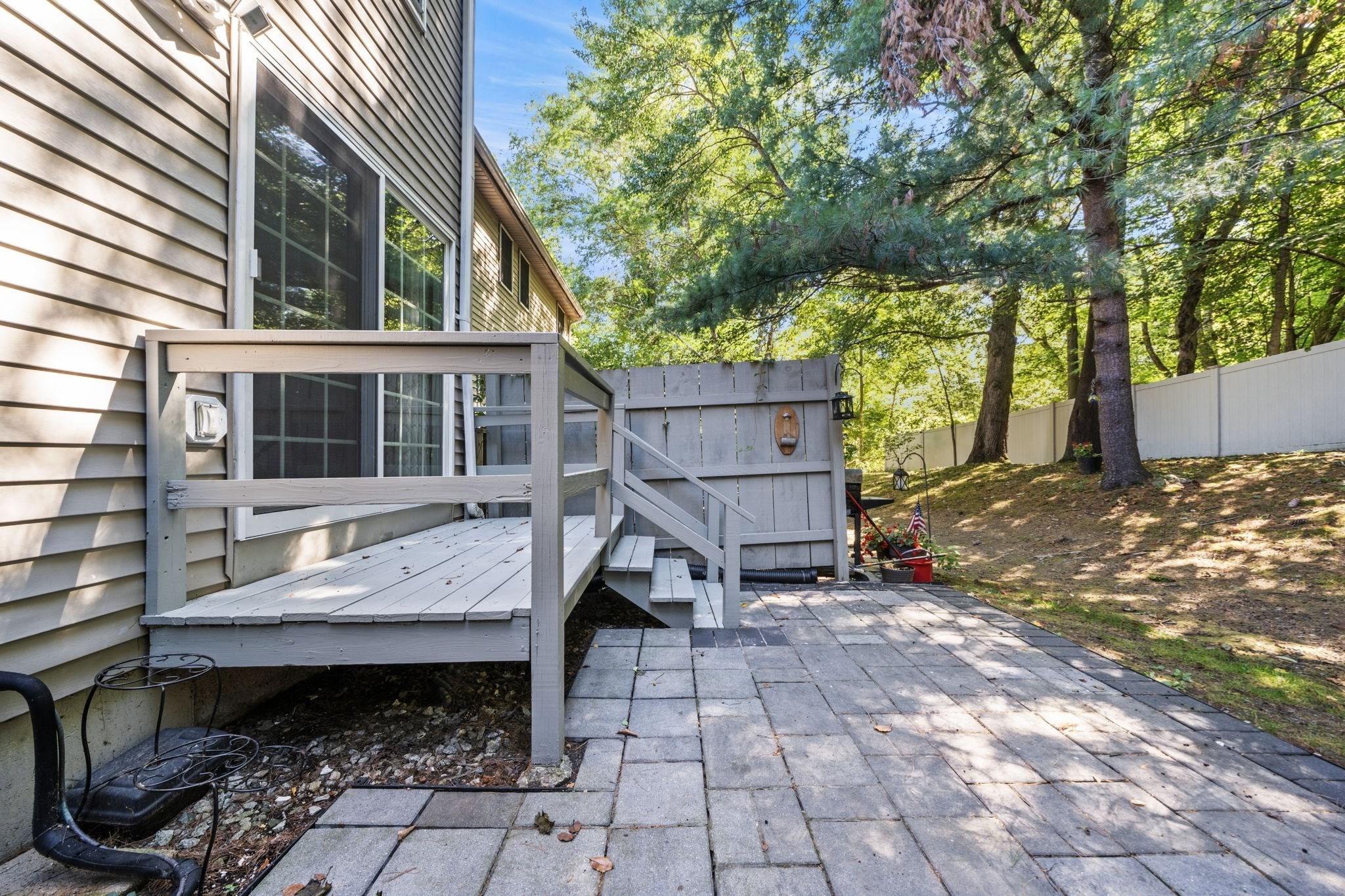 10 Oliver # C Property Photo 32