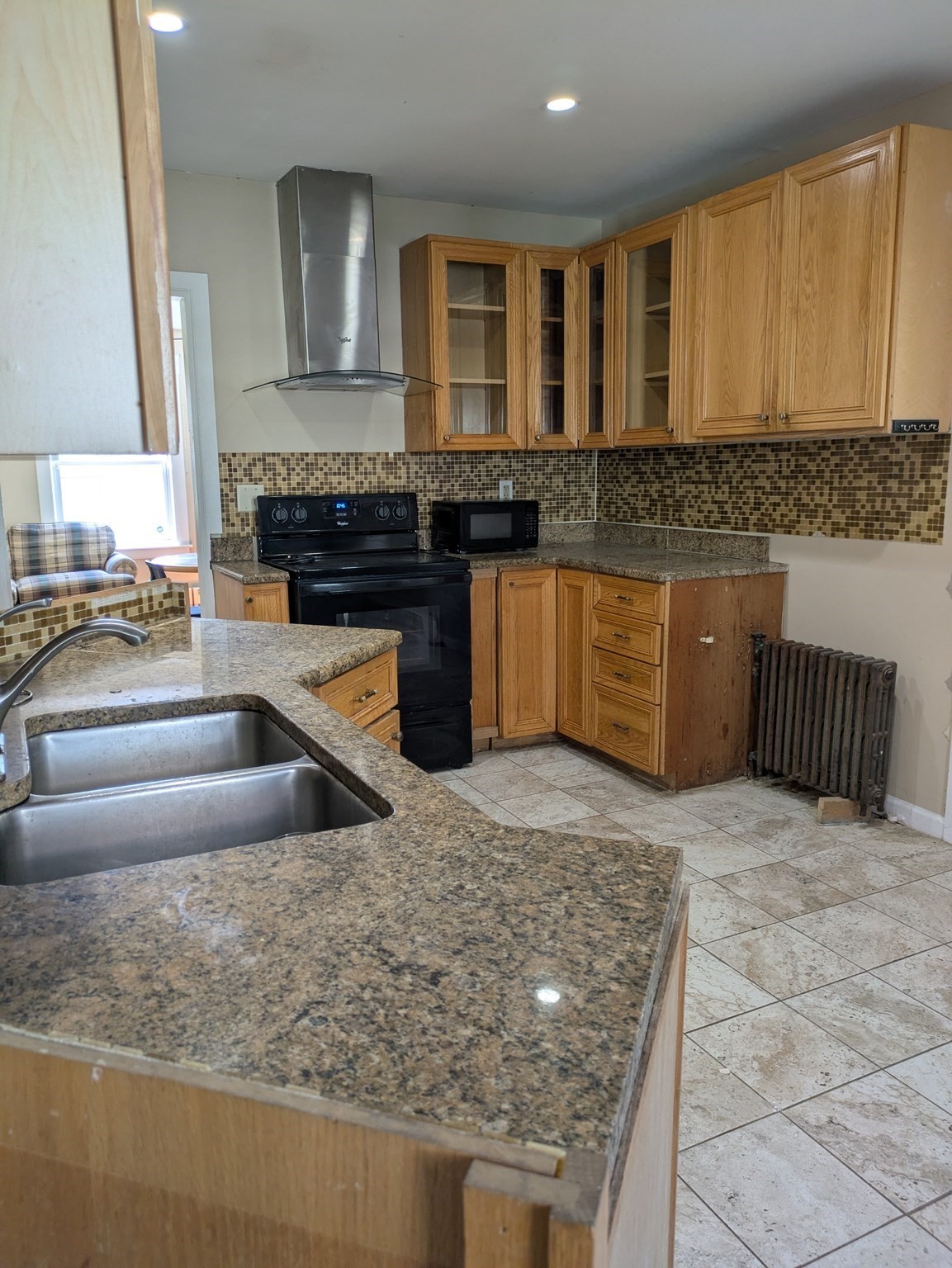 210 Albemarle St Property Photo 2