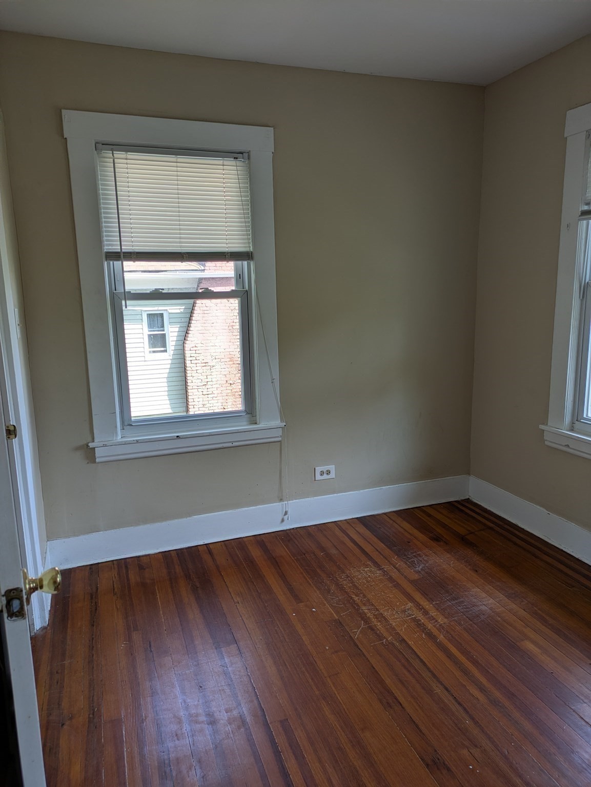 210 Albemarle St Property Photo 8