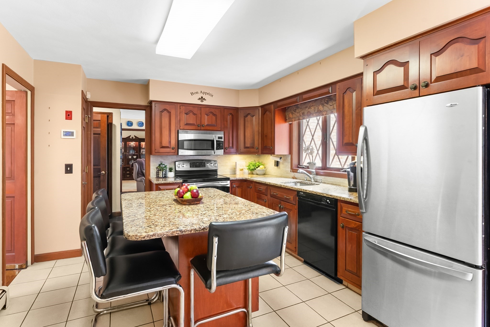191 Fairway Drive Property Photo 4