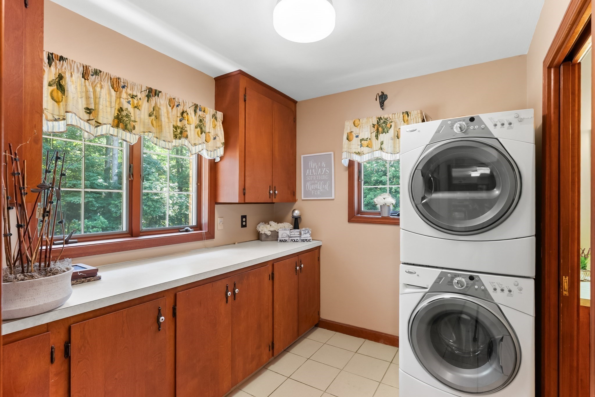 191 Fairway Drive Property Photo 6
