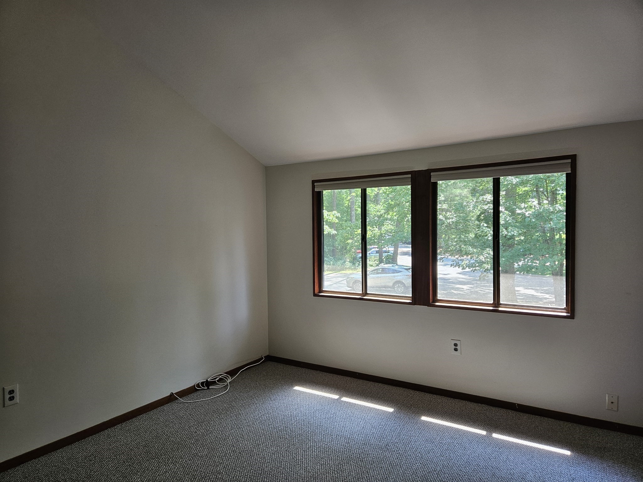 604 Old Stone Brook # 4 Property Photo 8