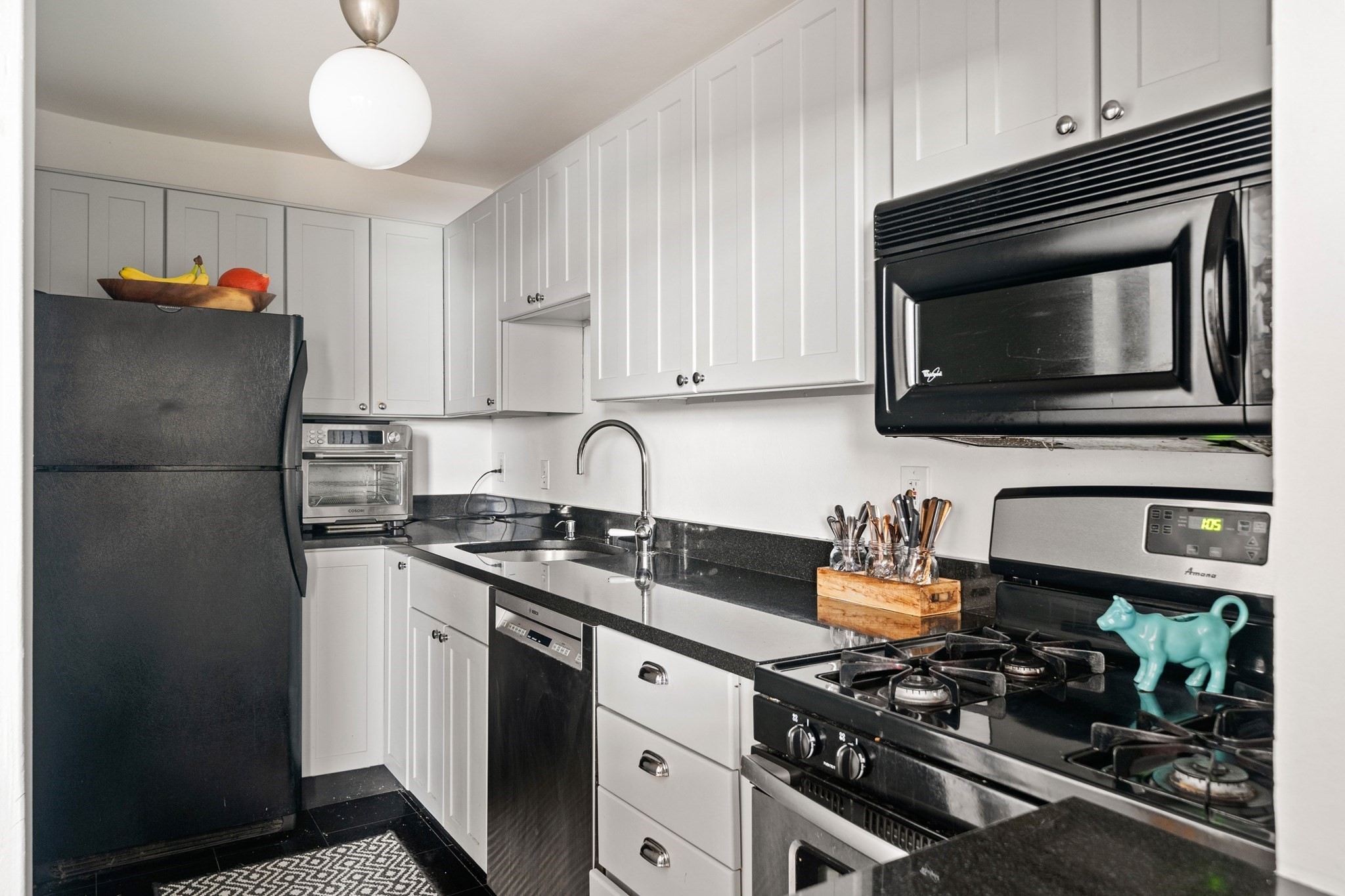 599 Tremont St # 6 Property Photo 4