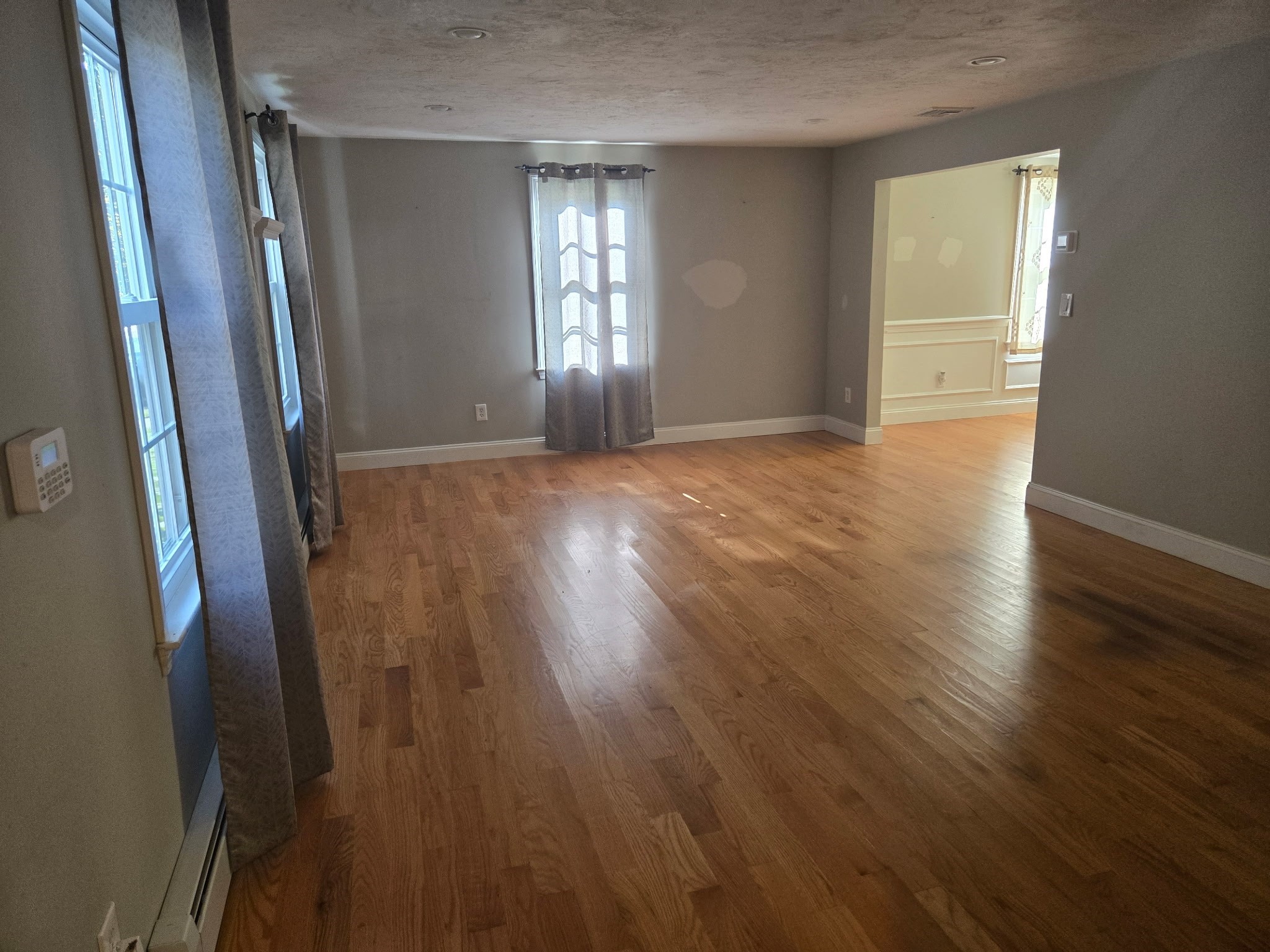 23 Kings Row Ln Property Photo 7
